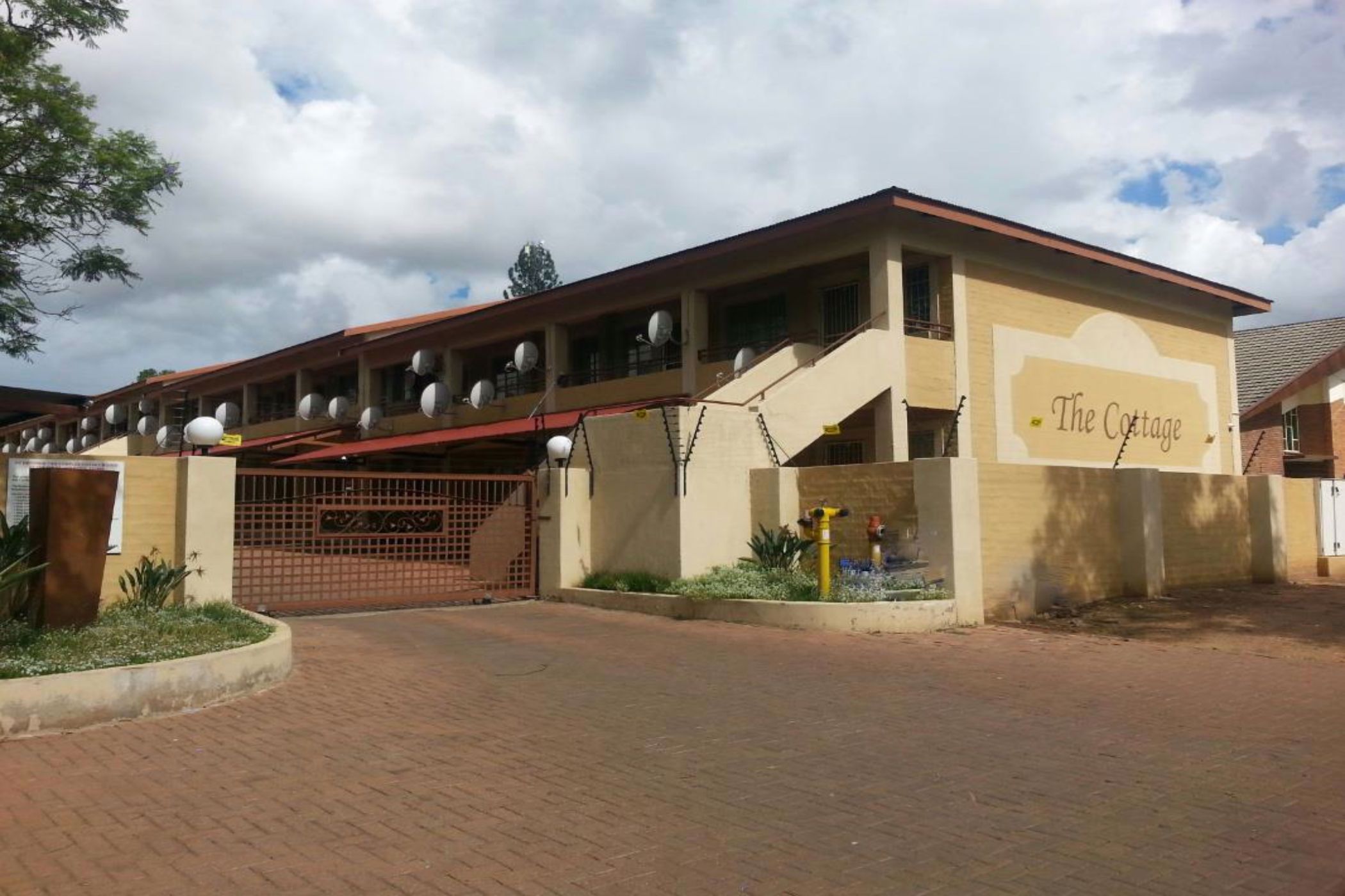 2 bedroom apartment for sale in Central (Polokwane)