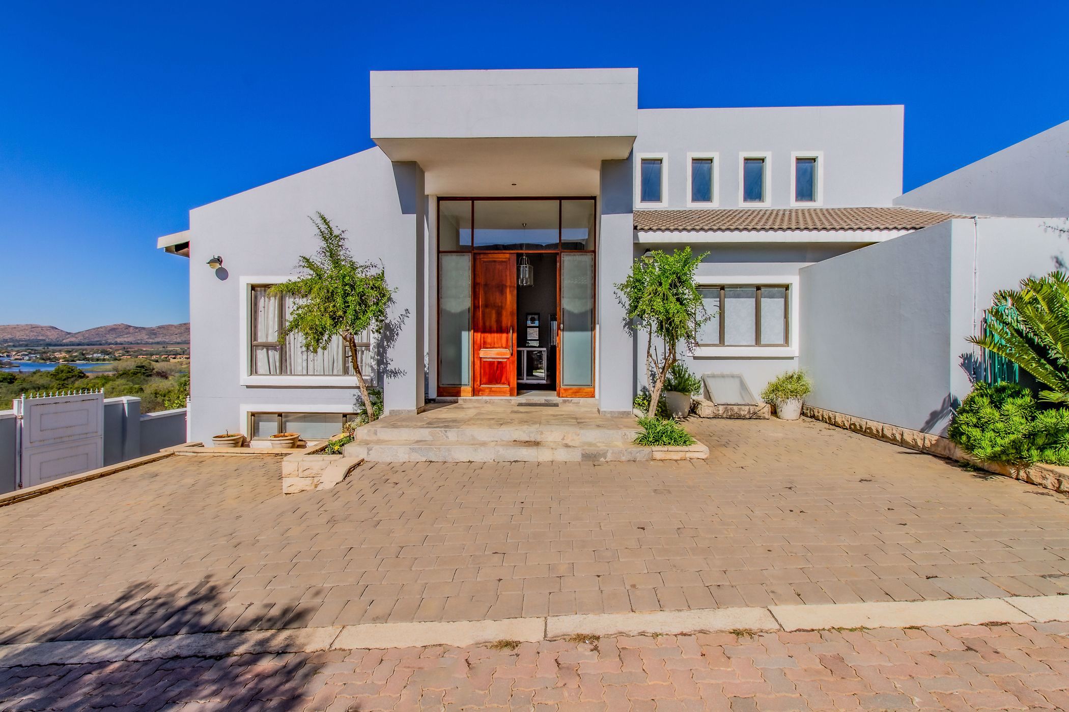 4 bedroom security estate home for sale in Magalies Golf Estate