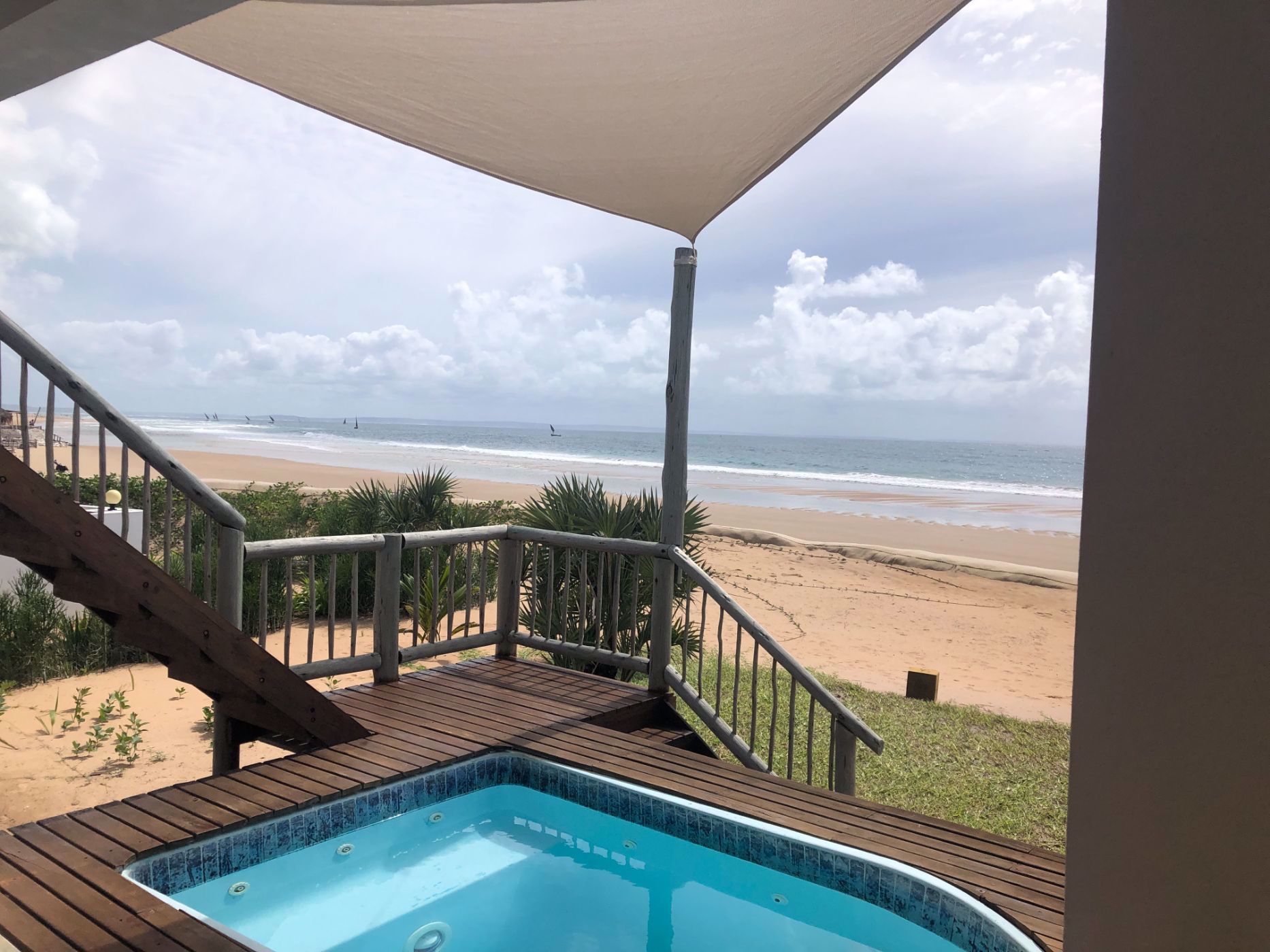 5 Bedroom Beachfront Villa For Sale Praia da Barra (Mozambique