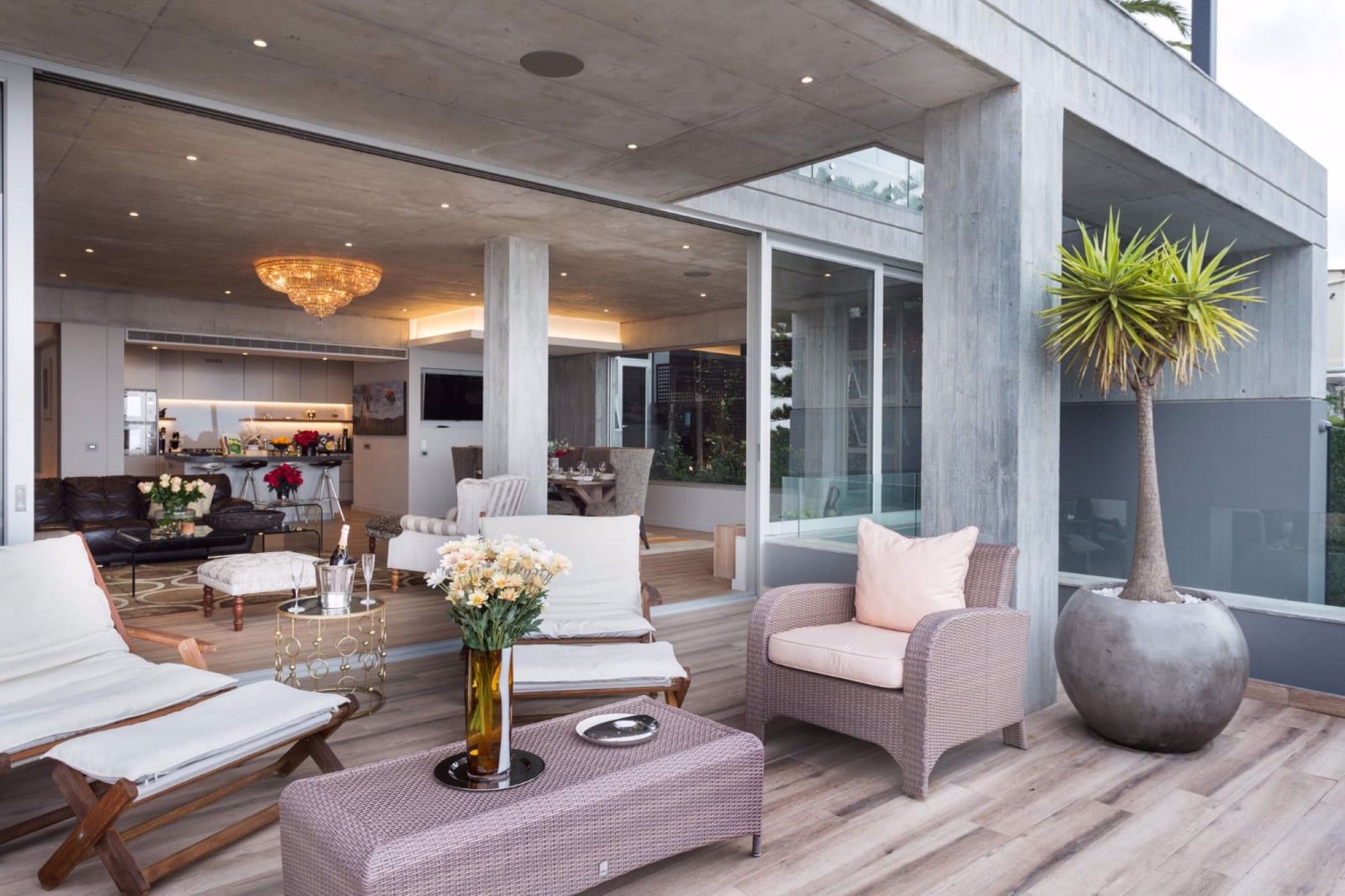 4 Bedroom House To Rent Green Point (Cape Town) ASL1571962 Pam