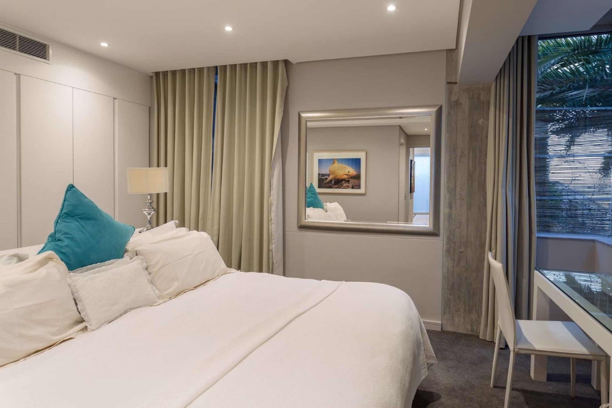 4 Bedroom House To Rent Green Point (Cape Town) ASL1571962 Pam