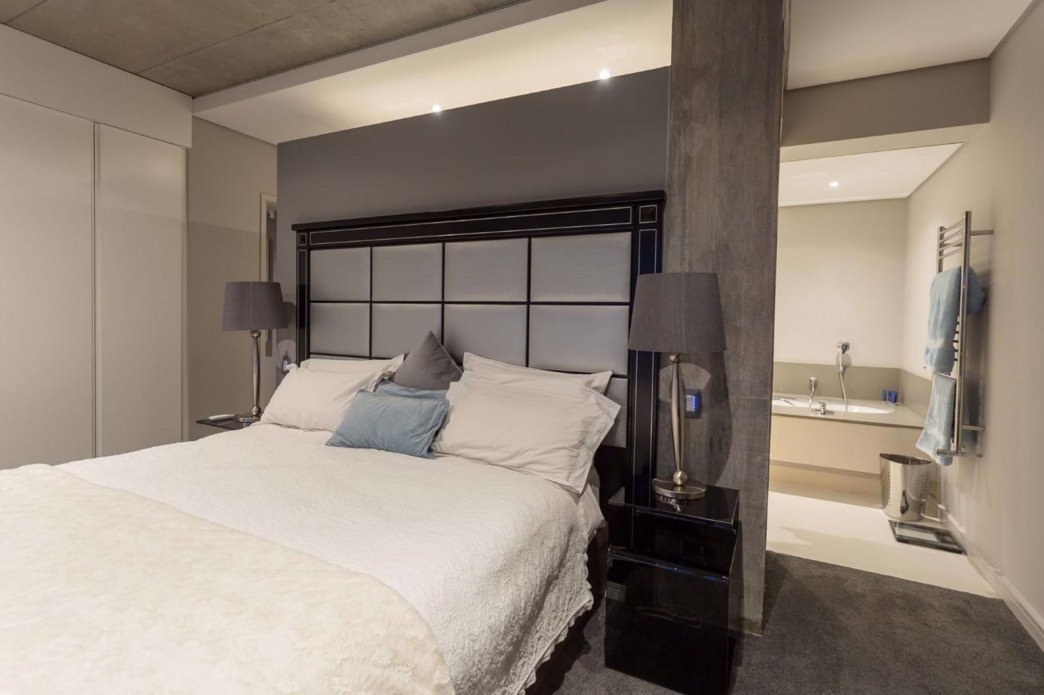 4 Bedroom House To Rent Green Point (Cape Town) ASL1571962 Pam