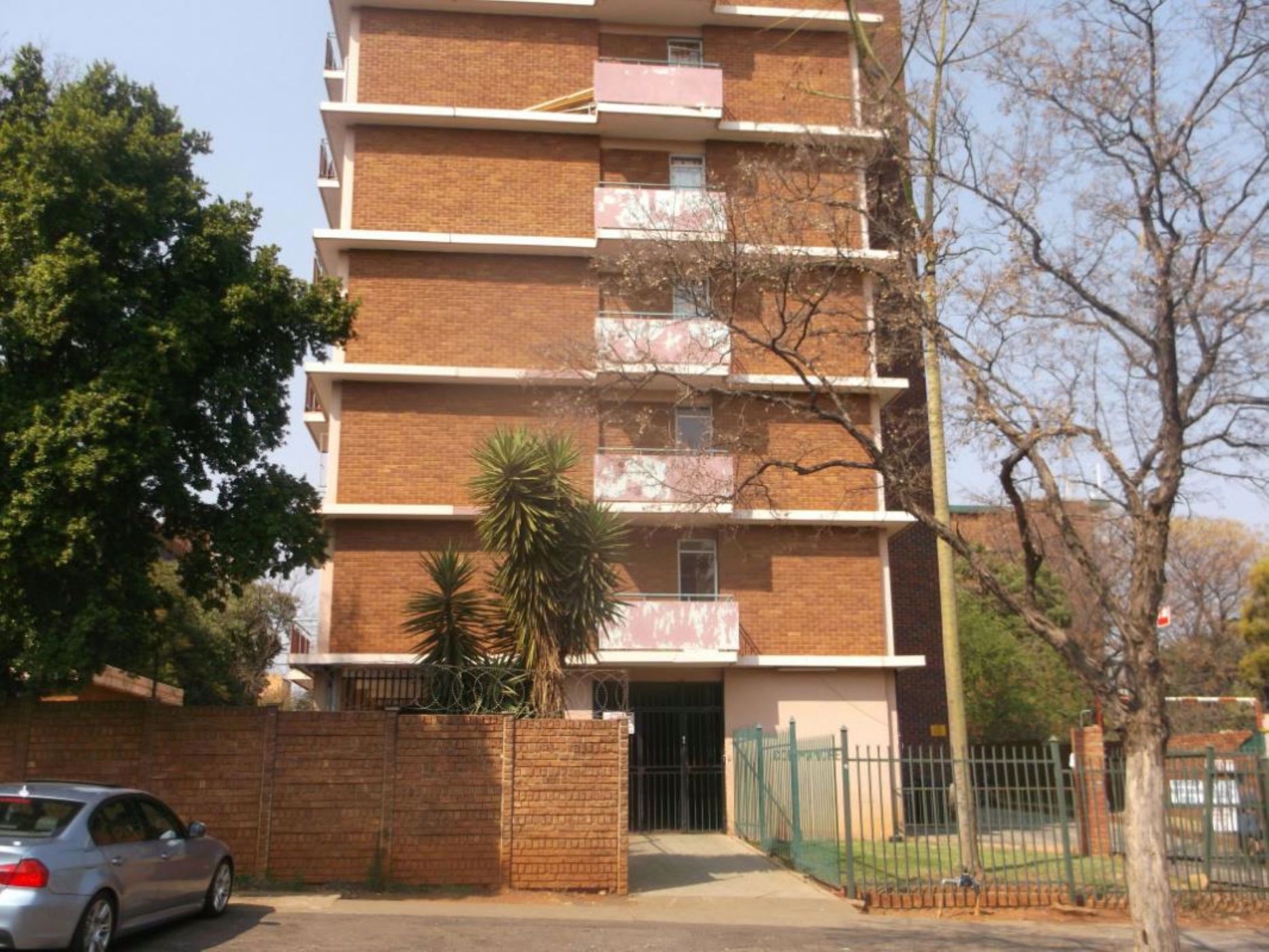 2 Bedroom Apartment For Sale Bank Assisted Sale by FNB Sunnyside