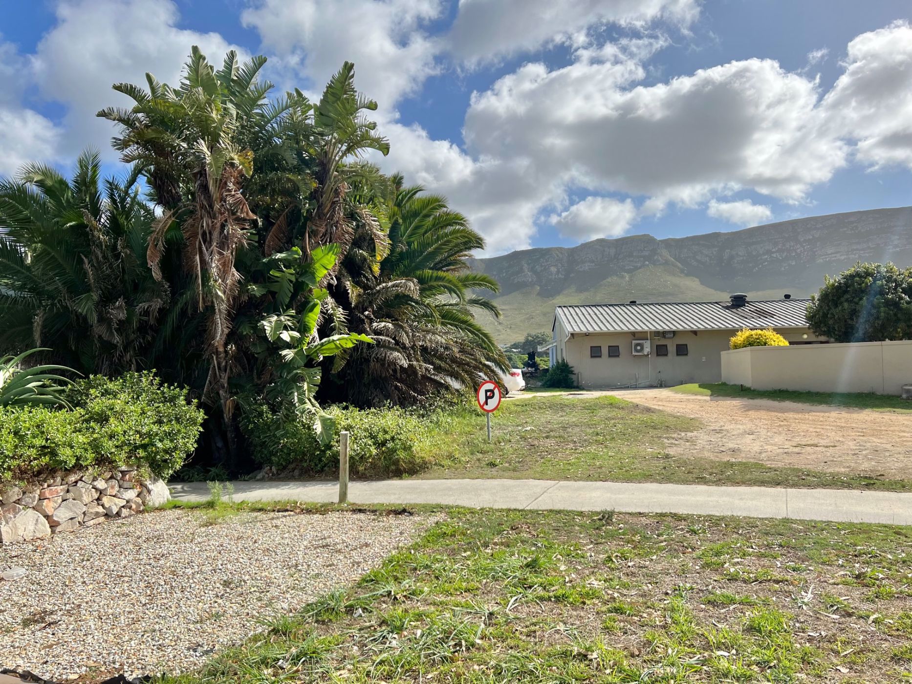 4 Bedroom House For Sale Eastcliff (Hermanus) HF1569343 Pam