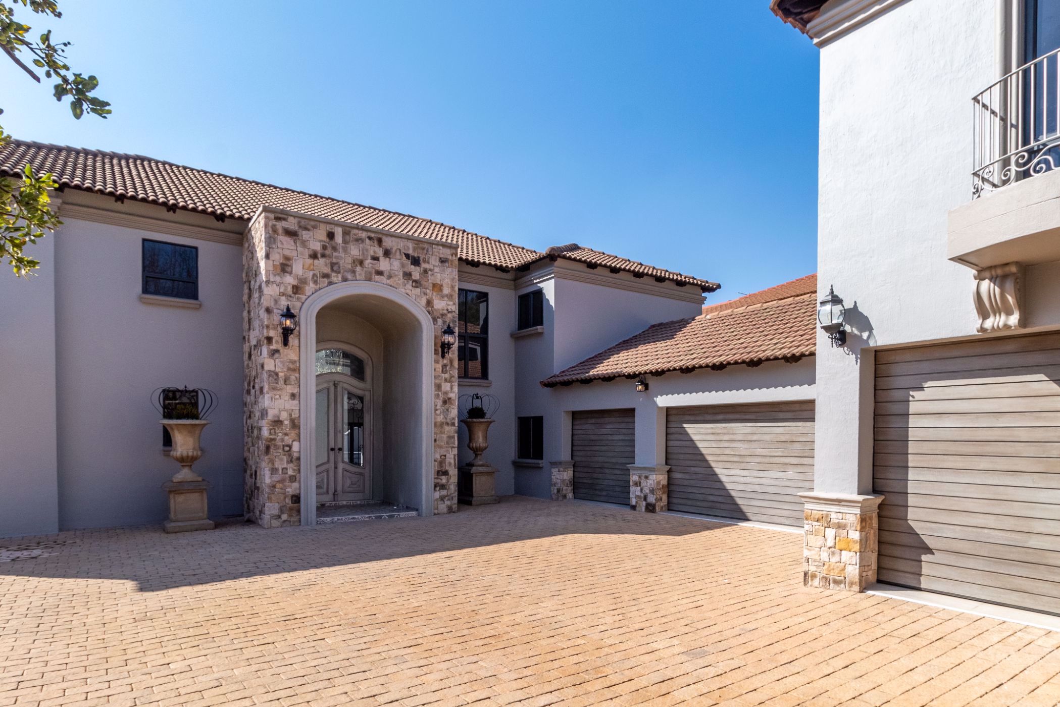 4 bedroom house for sale in Boardwalk Manor Estate