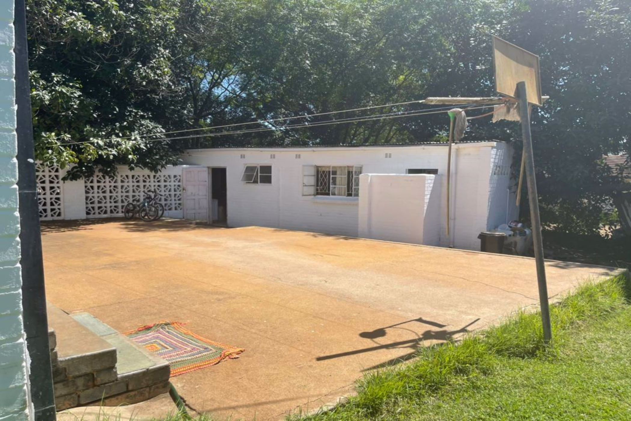 3 Bedroom House For Sale Bulawayo (Zimbabwe) 3ZB1509321 Pam