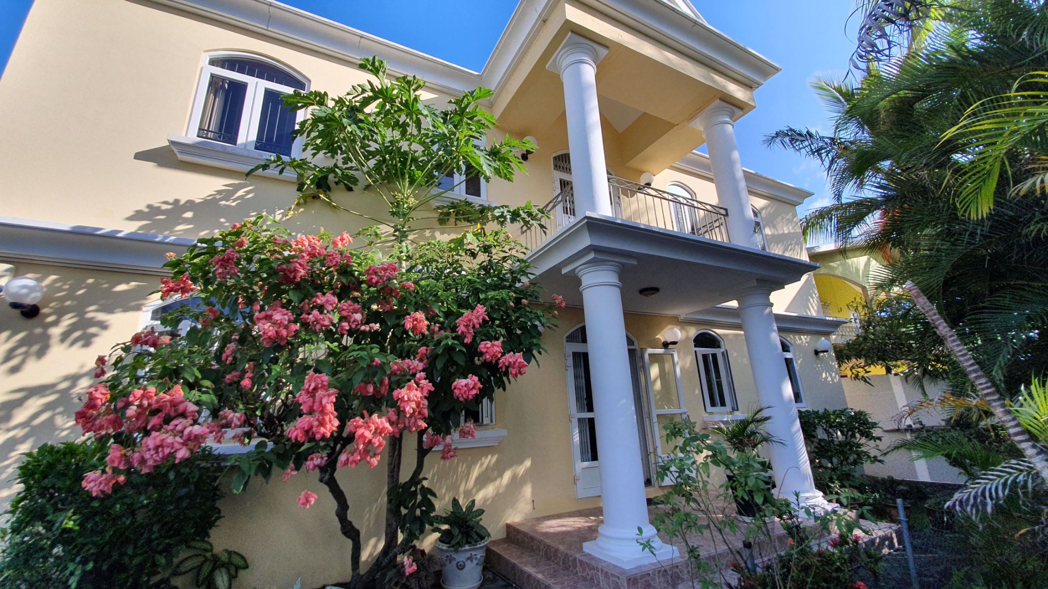 5 bedroom house for sale in Pereybere (Mauritius)