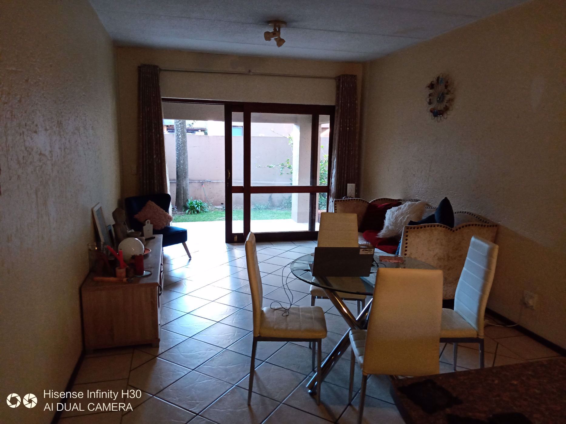 1 bedroom apartment to rent in Sunninghill