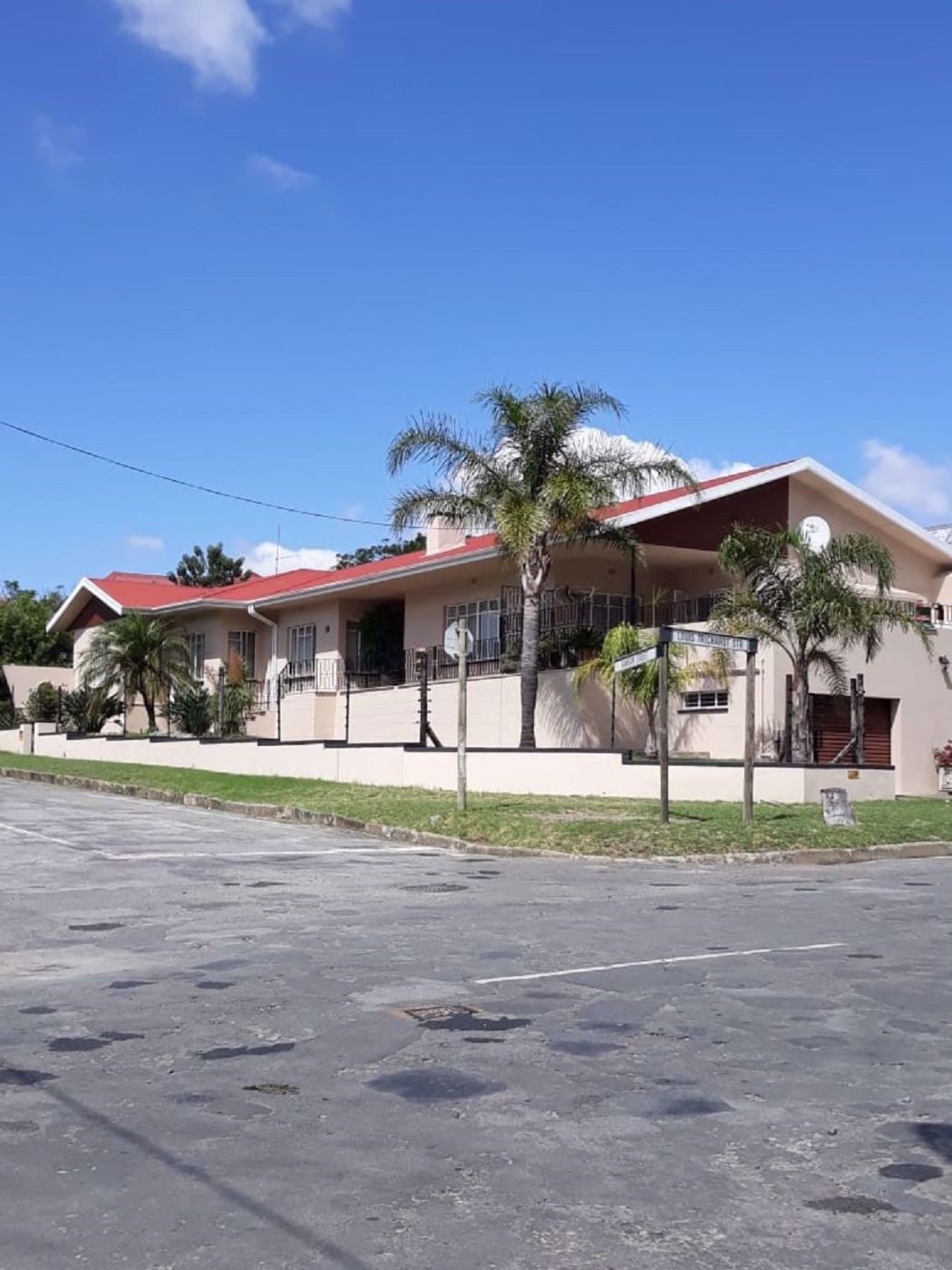 House For Sale Somerset East 1KK1572992 Pam Golding Properties