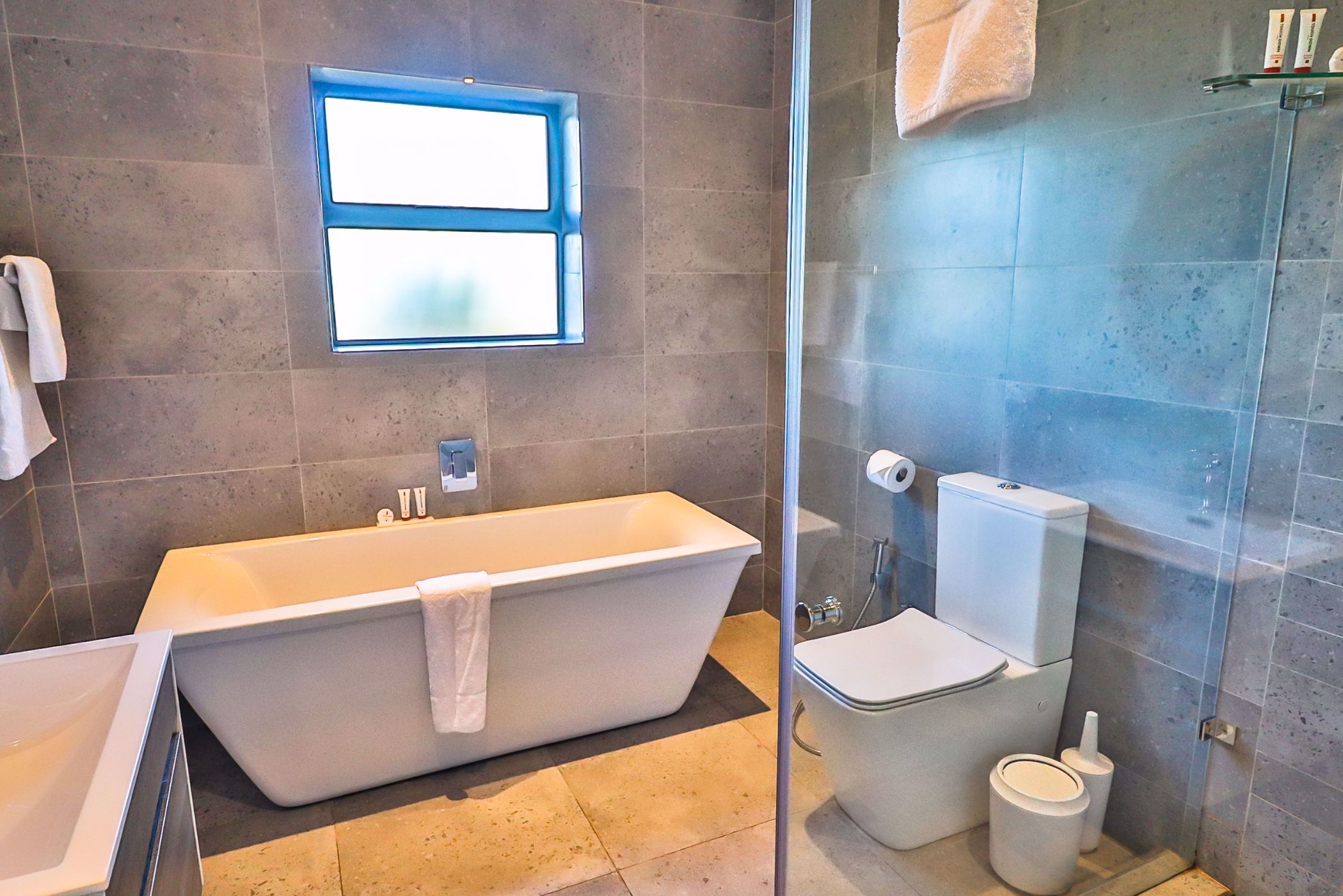 3 Bedroom House For Sale Shark Bay LA1573036 Pam Golding Properties