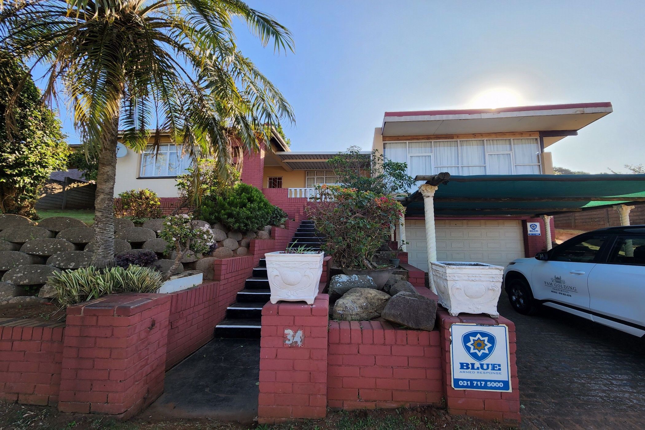 4 Bedroom House For Sale Montclair (KwaZuluNatal) 1WB1574572 Pam