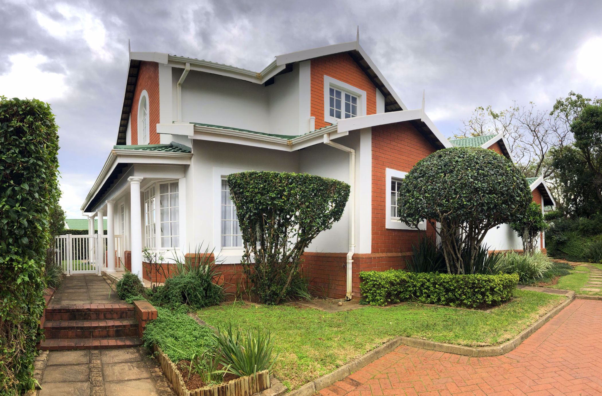 3 bedroom townhouse for sale in Mount Edgecombe Country Estate