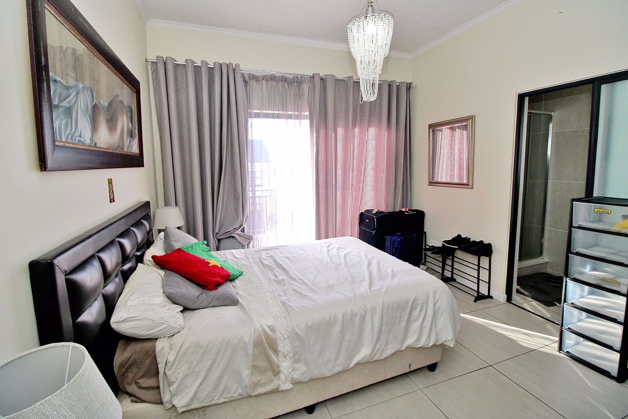 2 Bedroom Apartment For Sale | Greenstone Hill | BED1575823 | Pam ...