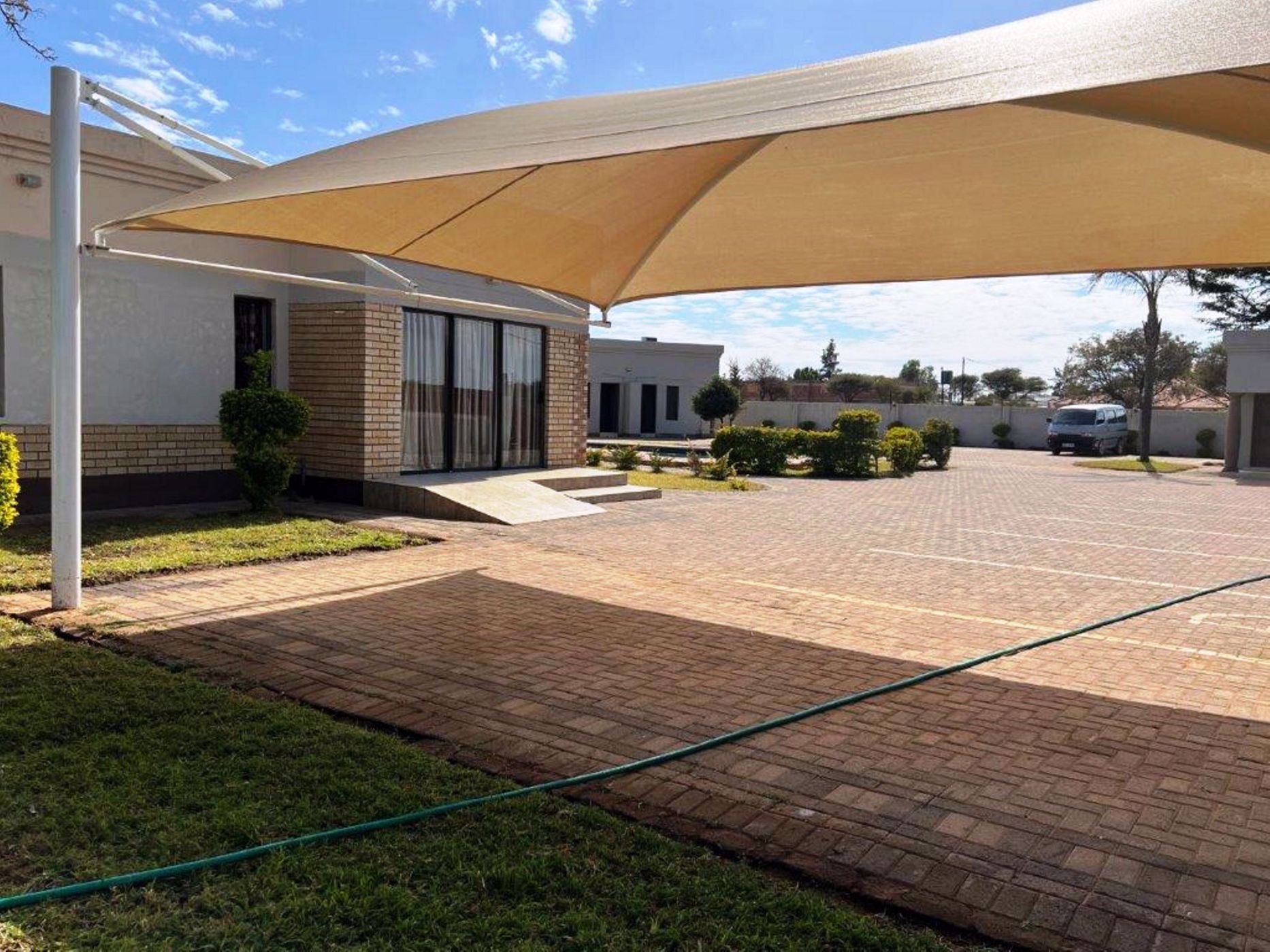 10 Bedroom House For Sale Gaborone North (Botswana) 3BO1577484