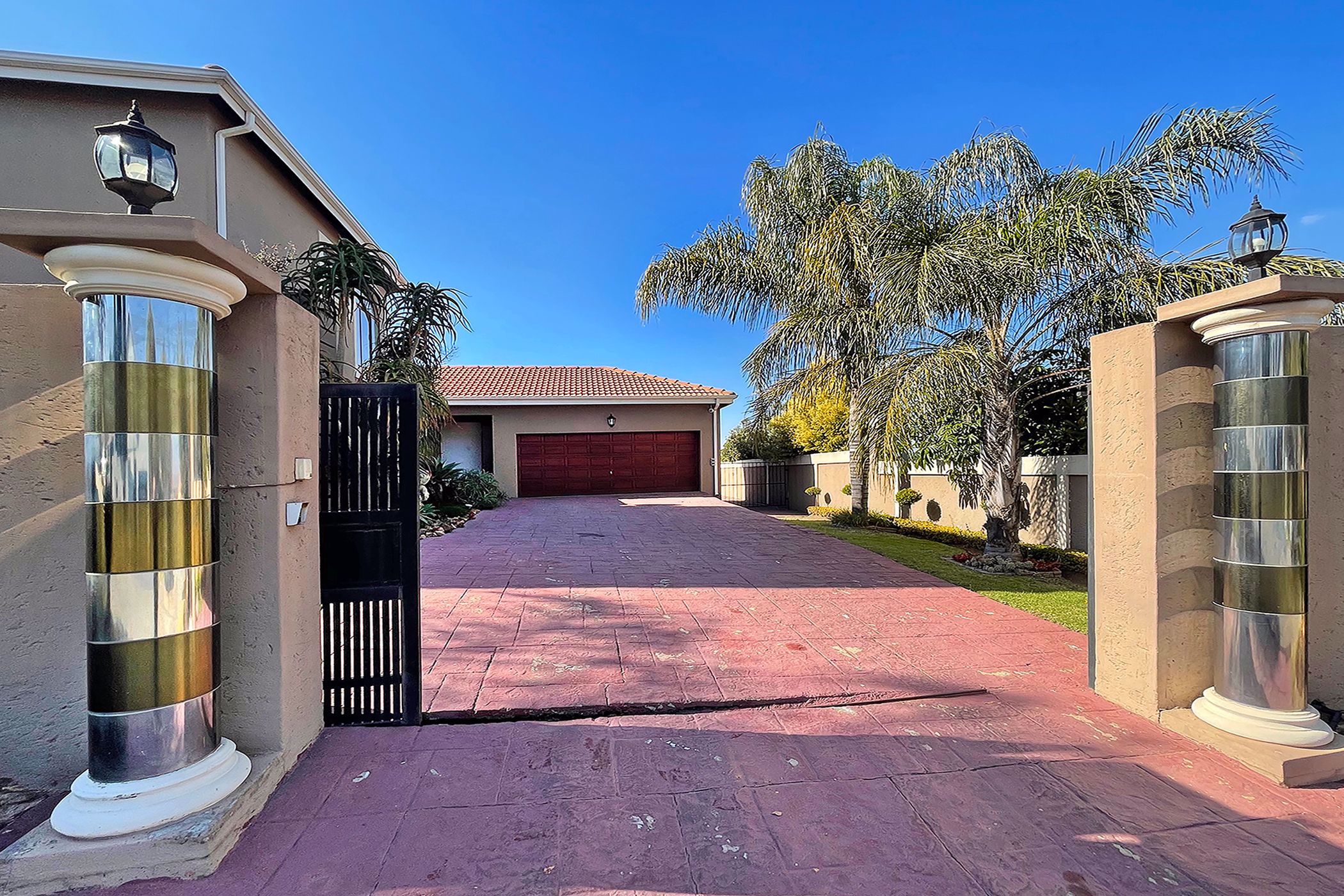 3 Bedroom House For Sale Country View (Midrand) FW1576166 Pam