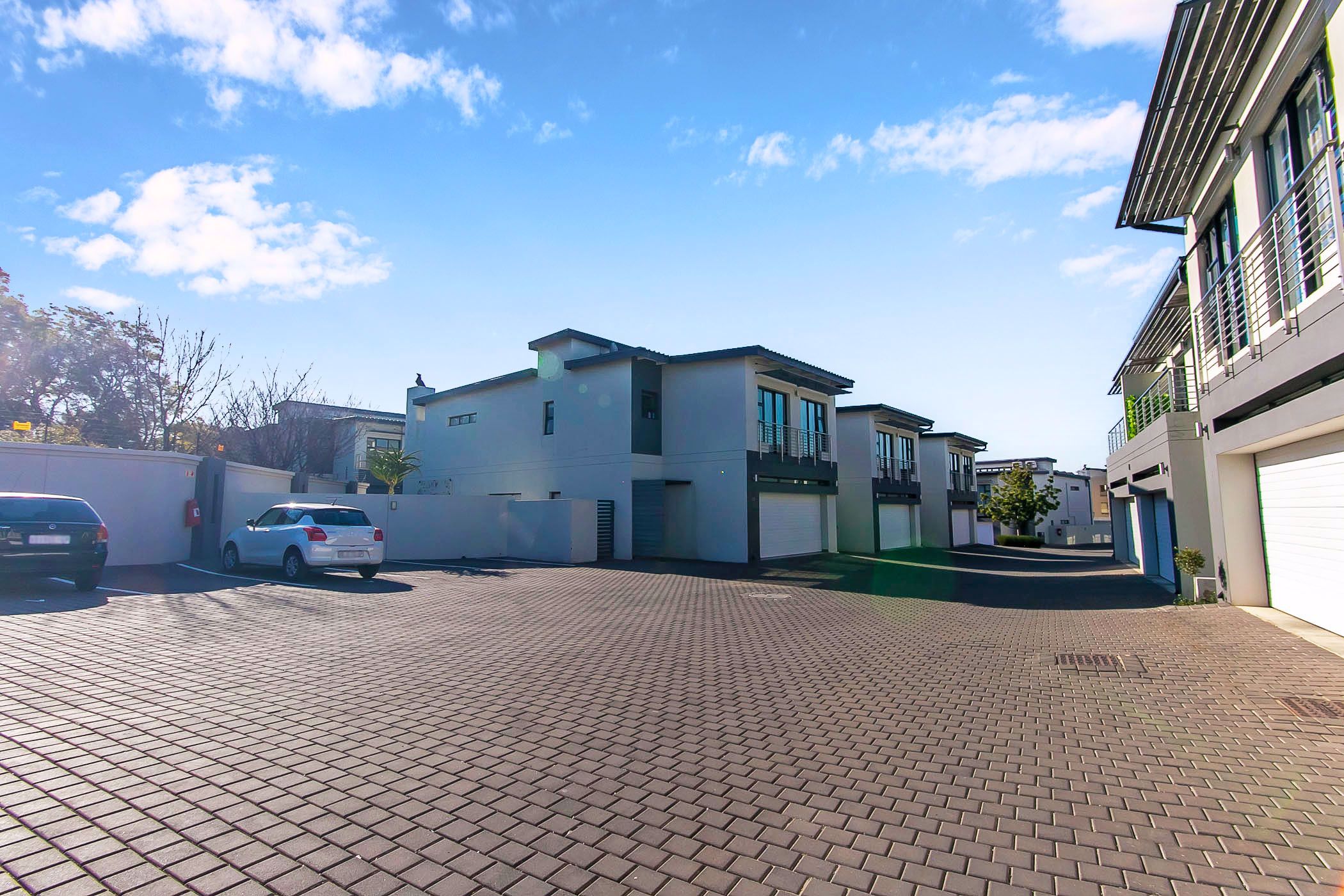 3 Bedroom Cluster House For Sale Bank Assisted Sale by FNB Lonehill