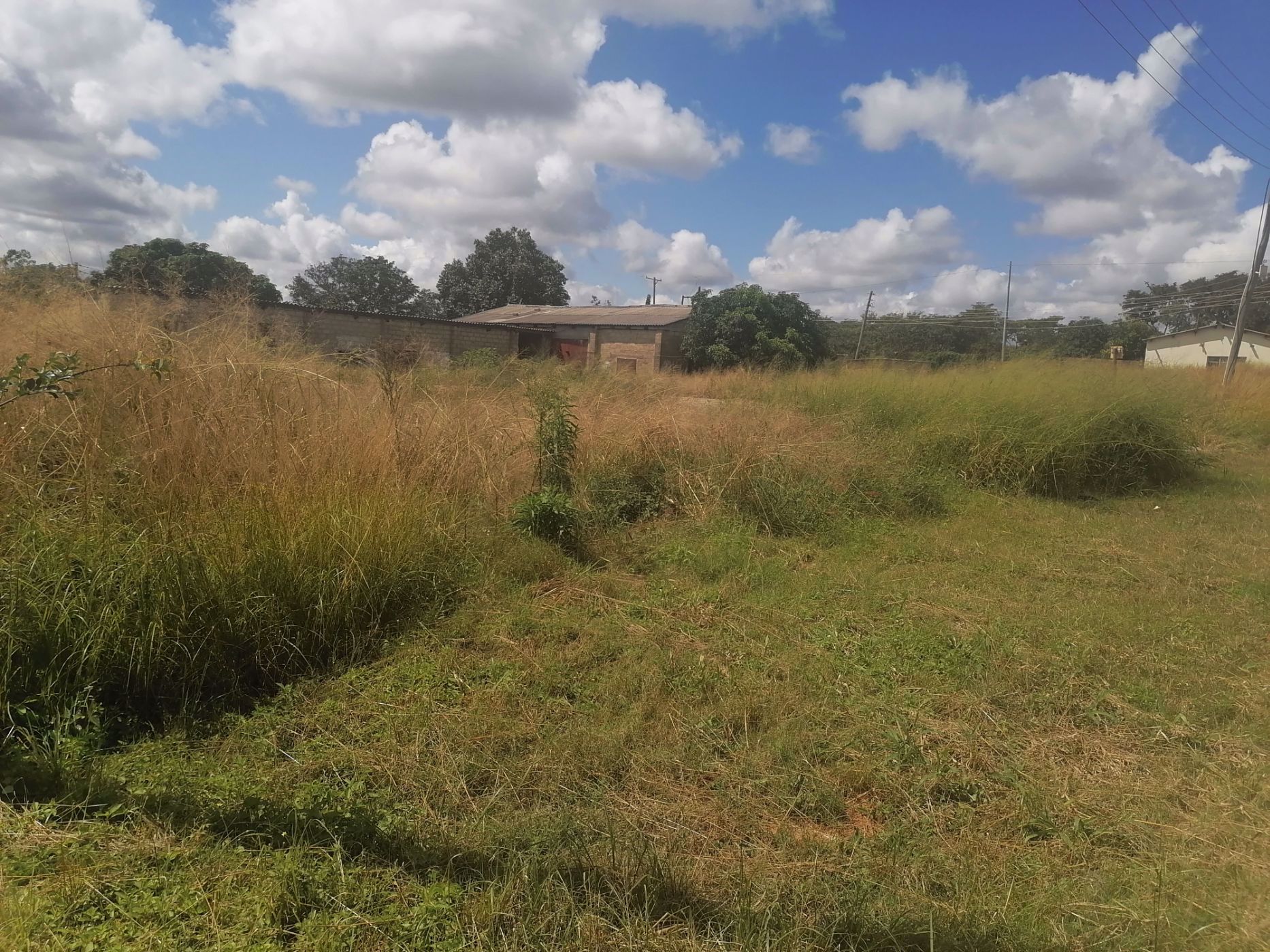 2500 m&sup2; residential vacant land for sale in Lusaka West (Zambia)