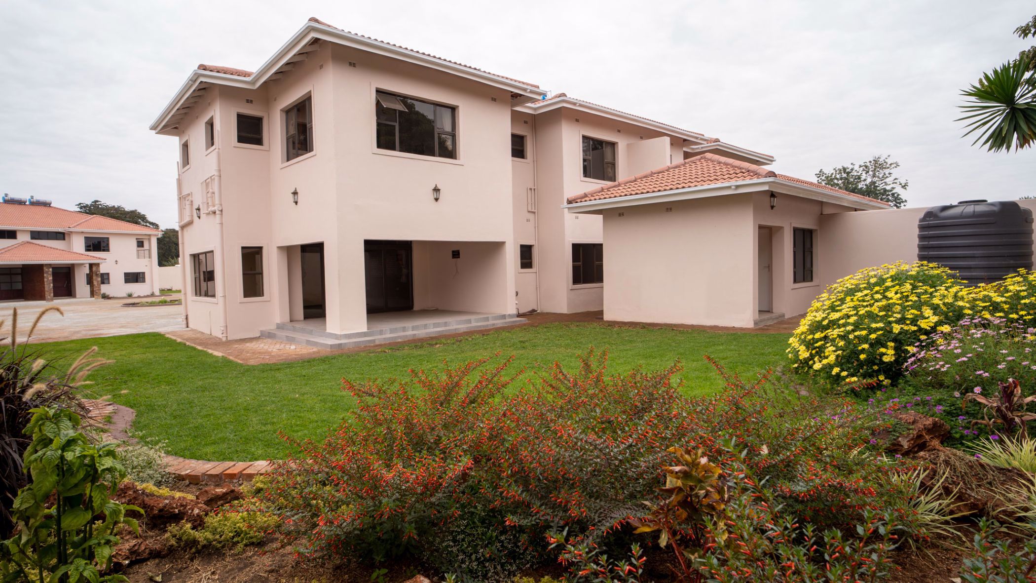4 Bedroom Cluster House For Sale Mount Pleasant (Zimbabwe