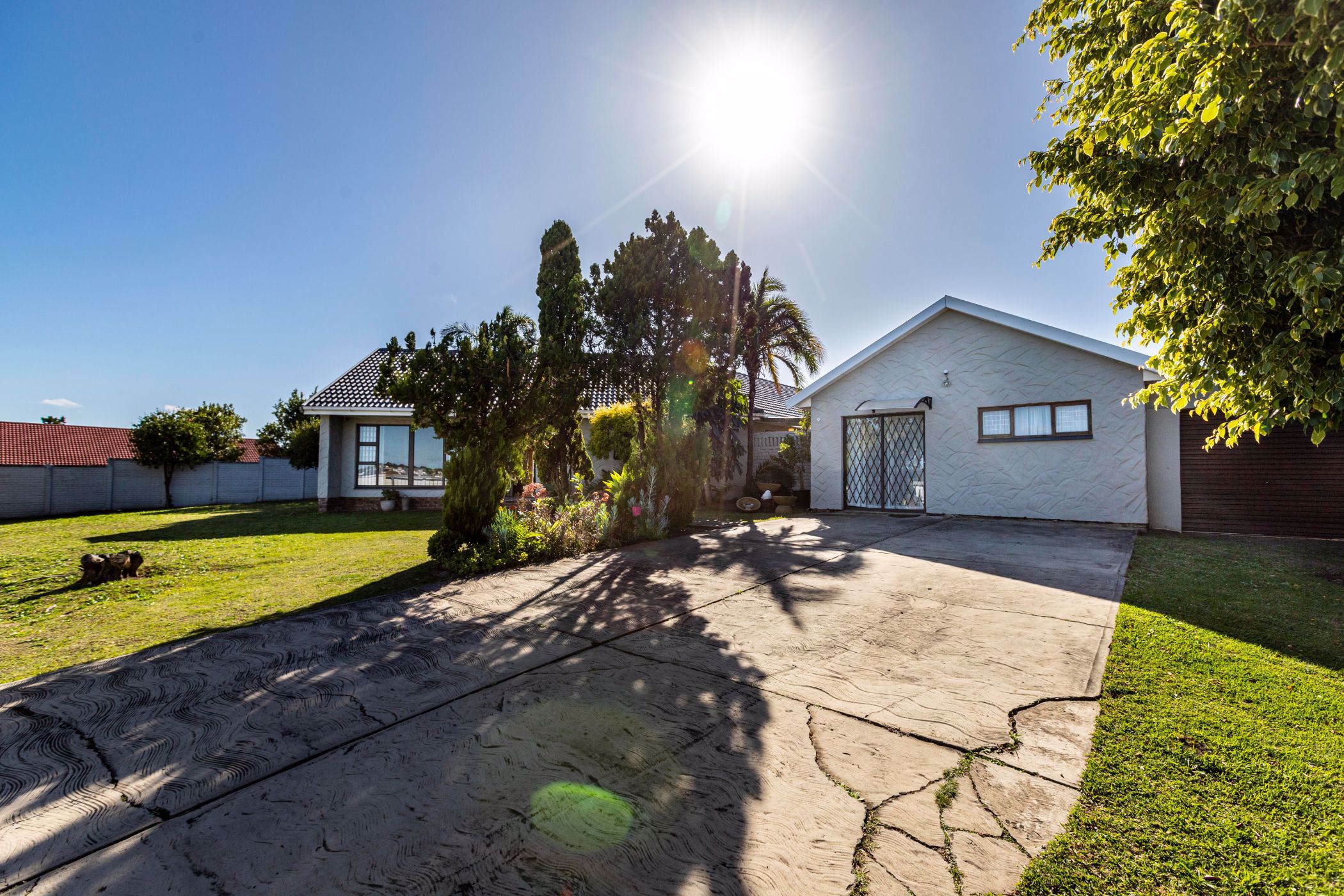 4 Bedroom House For Sale Beacon Bay 1ET1578671 Pam Golding Properties