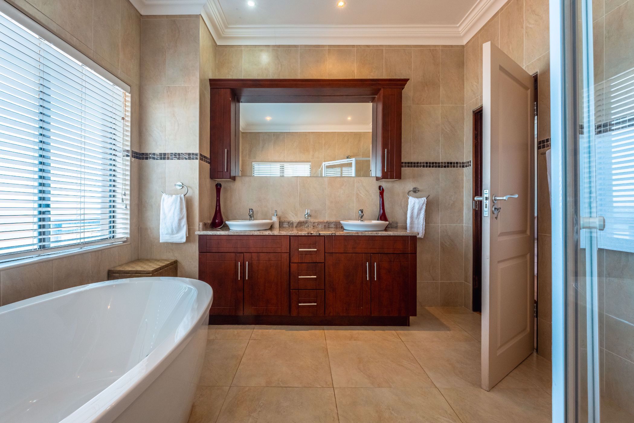 4 Bedroom House For Sale Sheffield Beach 1BD1577790 Pam Golding