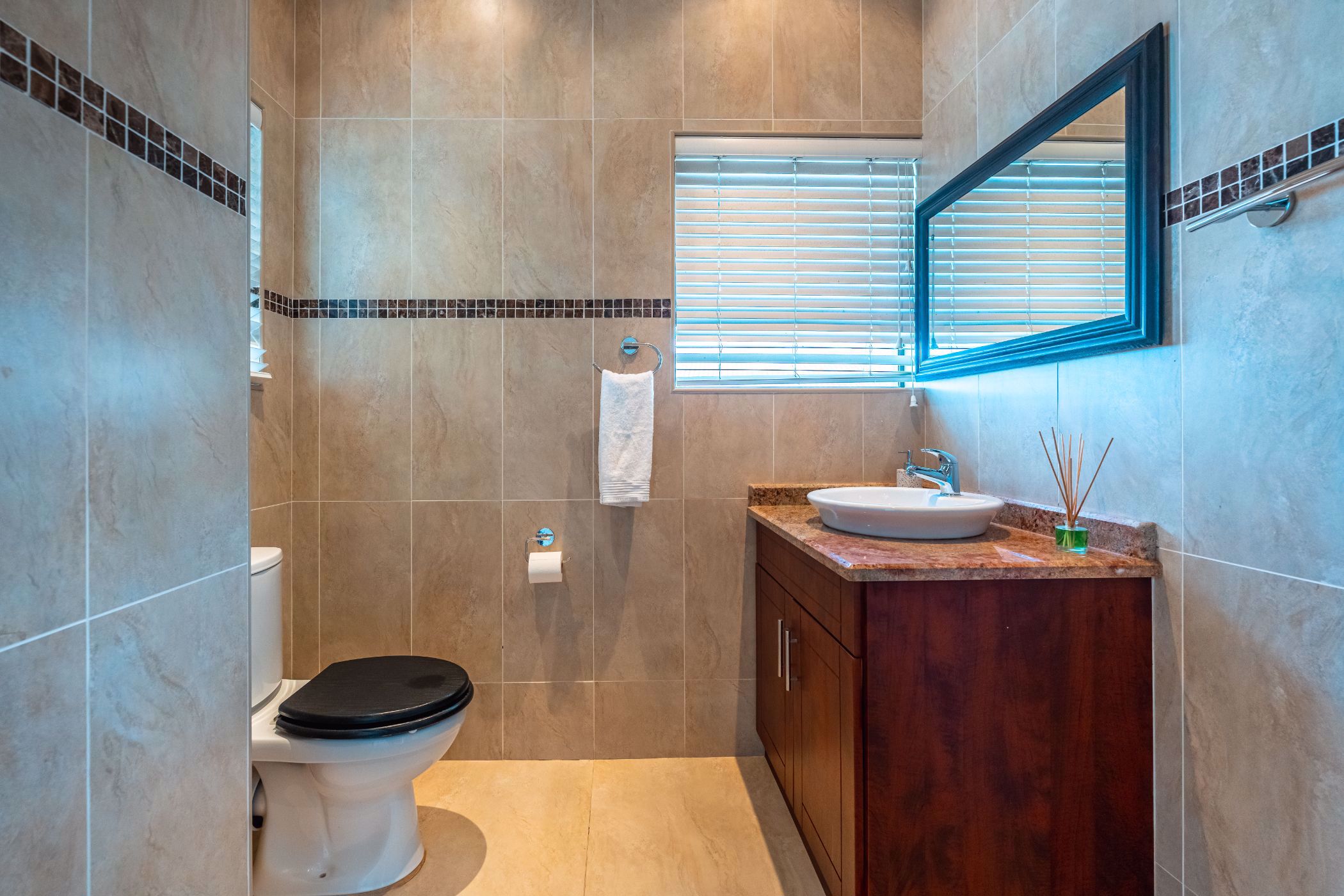 4 Bedroom House For Sale Sheffield Beach 1BD1577790 Pam Golding