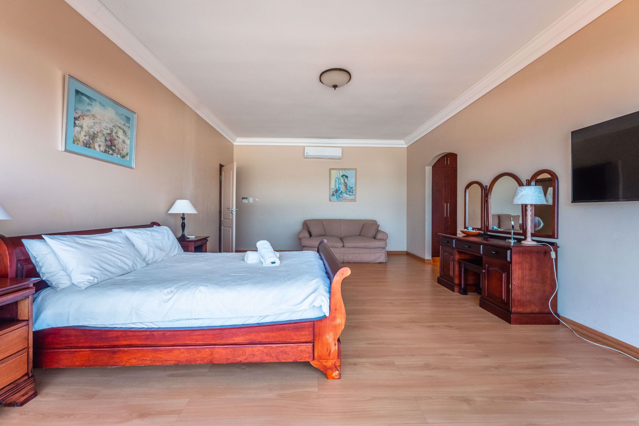 4 Bedroom House For Sale Sheffield Beach 1BD1577790 Pam Golding