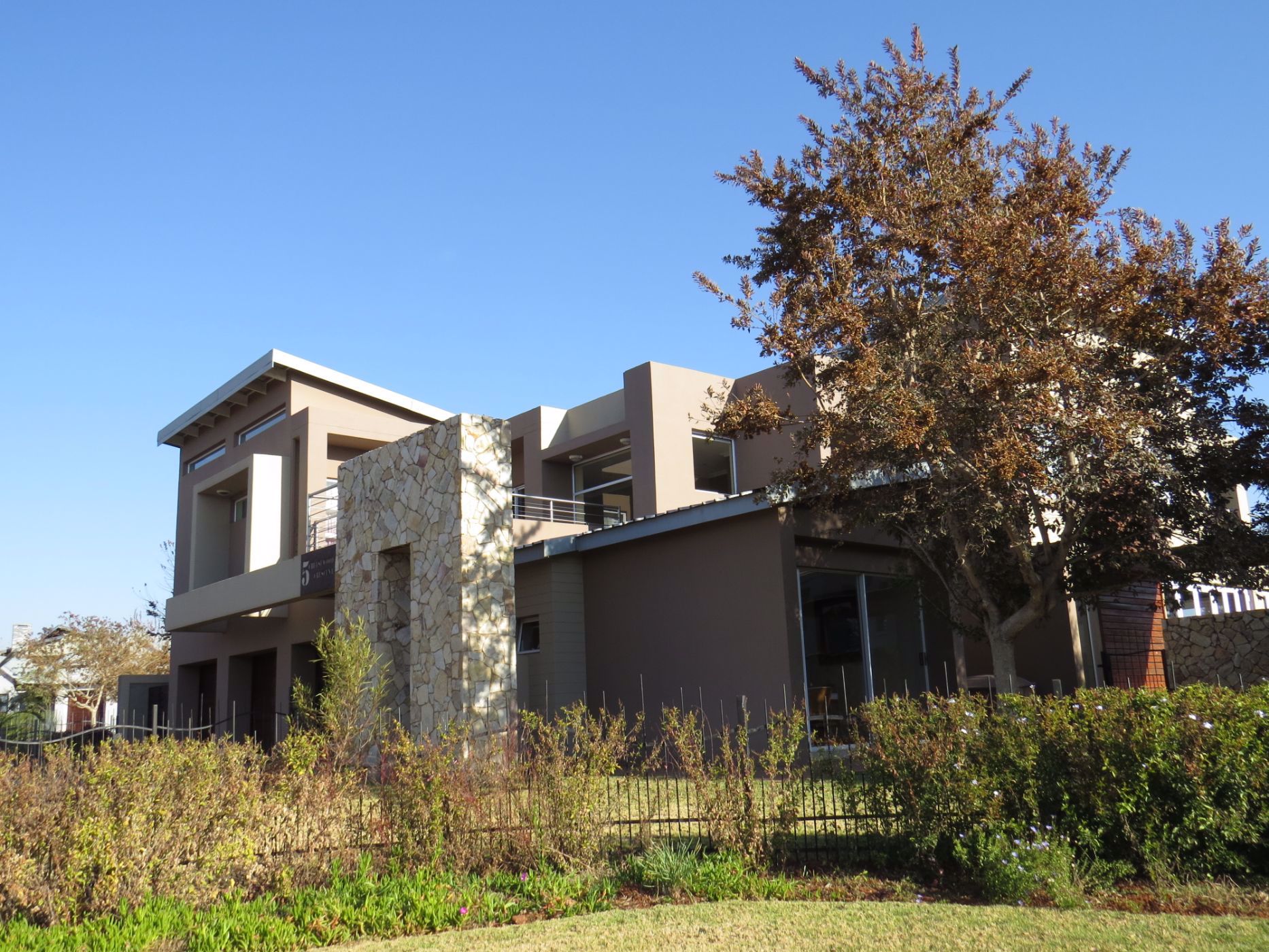 4 Bedroom Golf Estate House For Sale Serengeti Golf Estate EN1562483 Pam Golding Properties
