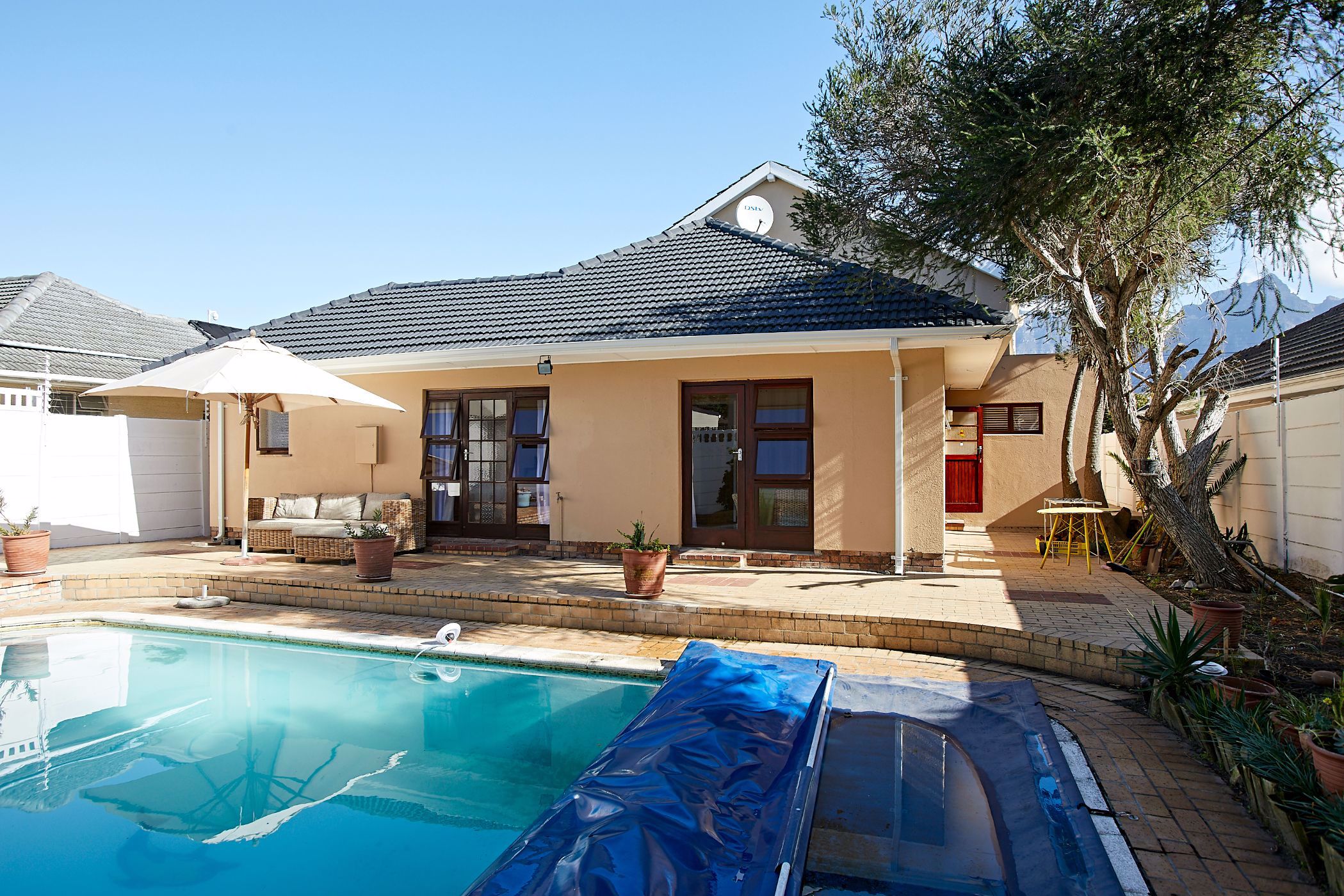 6 Bedroom House For Sale Rondebosch East KW1576222 Pam Golding