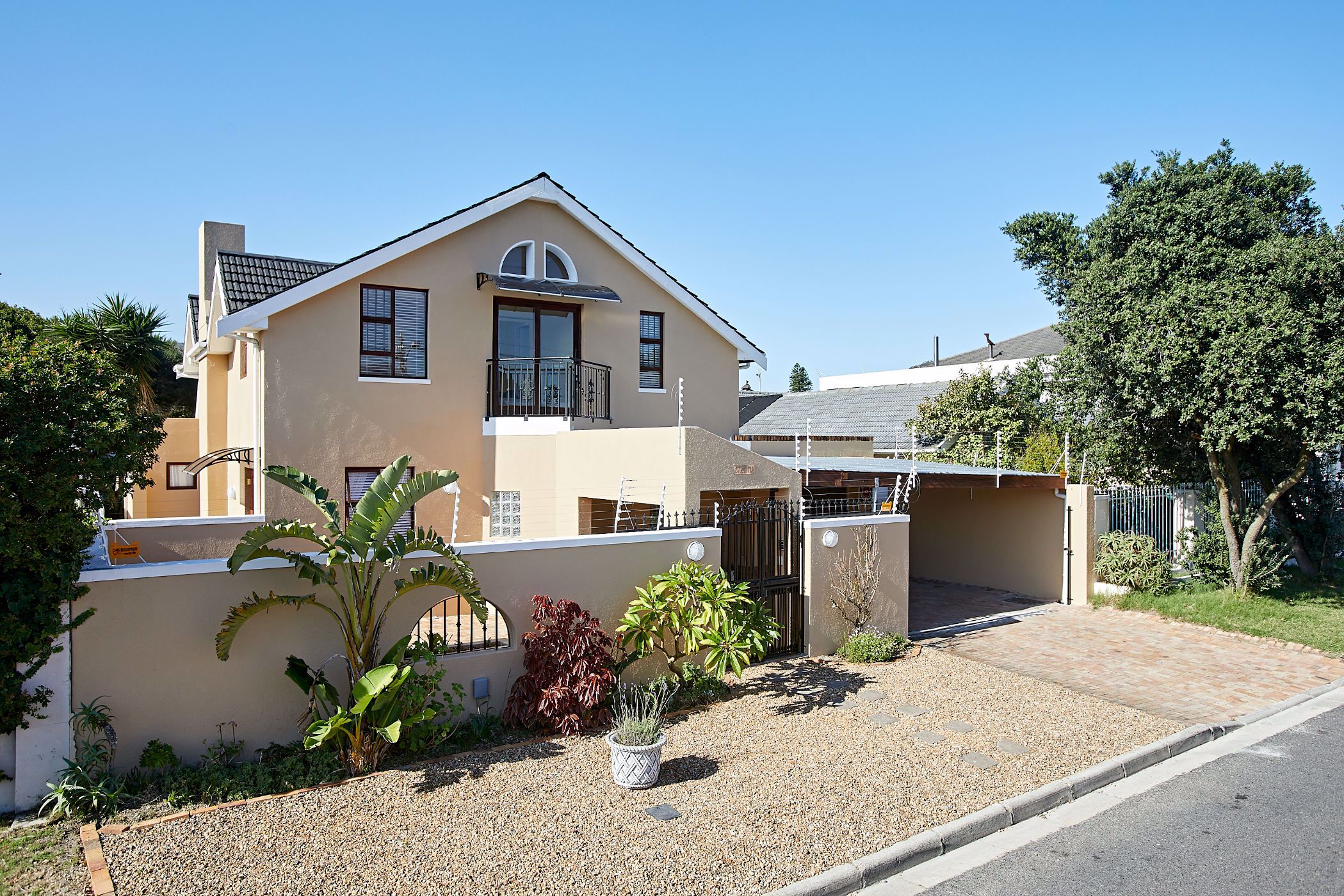 6 Bedroom House For Sale Rondebosch East KW1576222 Pam Golding