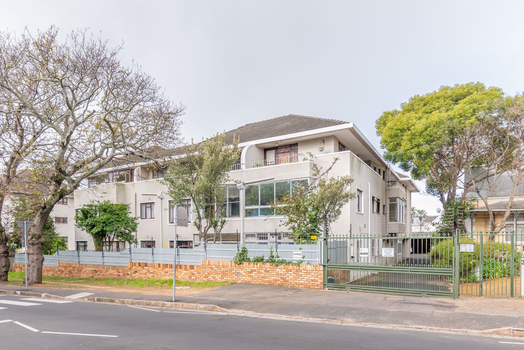 2 Bedroom Apartment For Sale Kenilworth Upper KW1576424 Pam