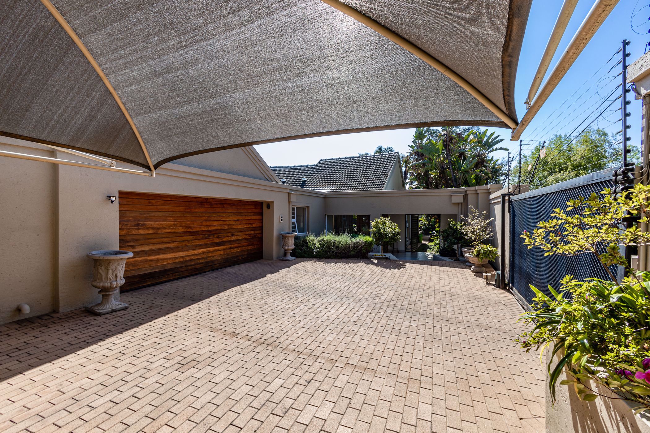 4 Bedroom House For Sale Linksfield BED1581480 Pam Golding Properties