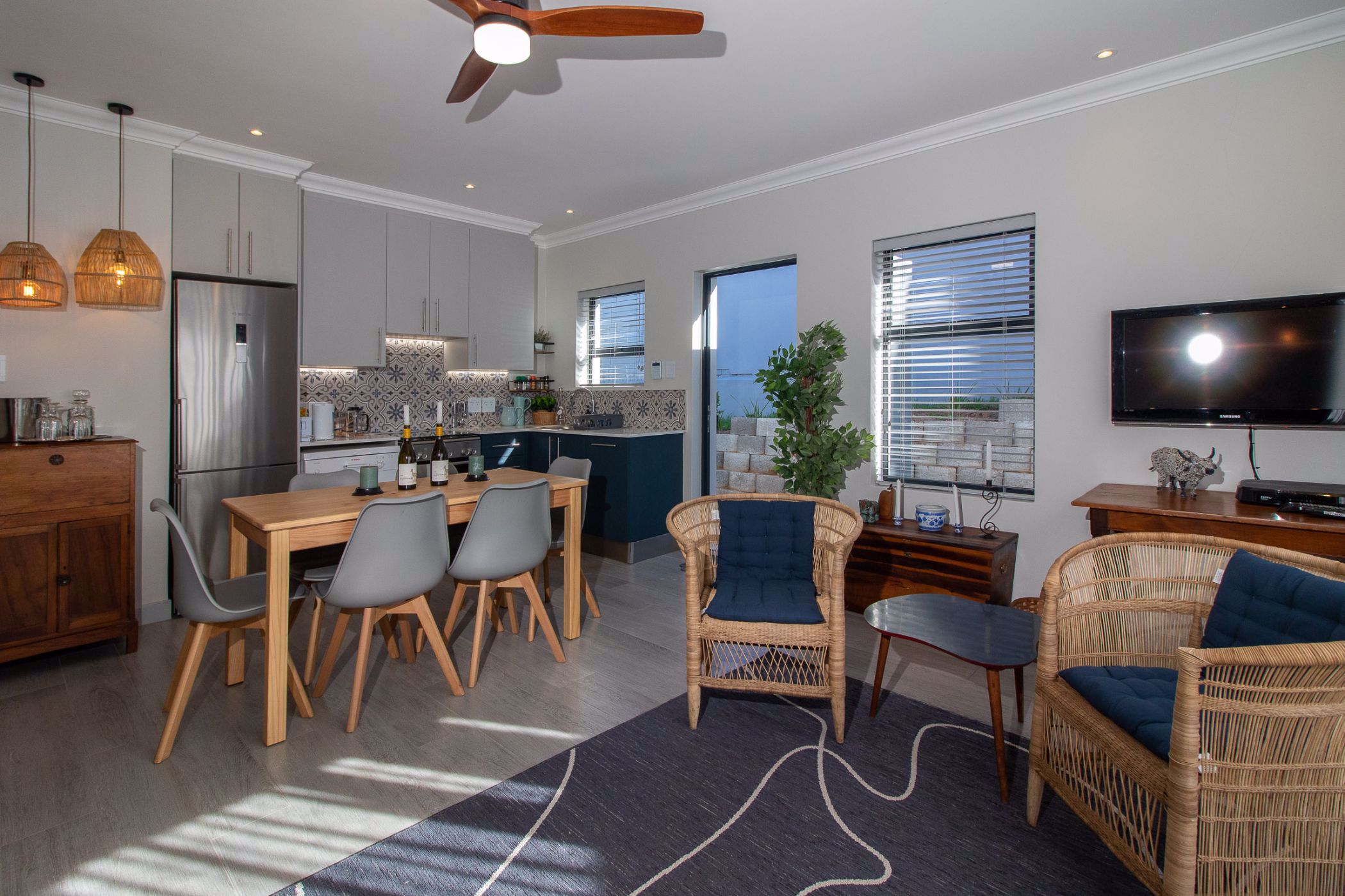 2 Bedroom House To Rent Kenton on Sea 1KO1654839 Pam Golding