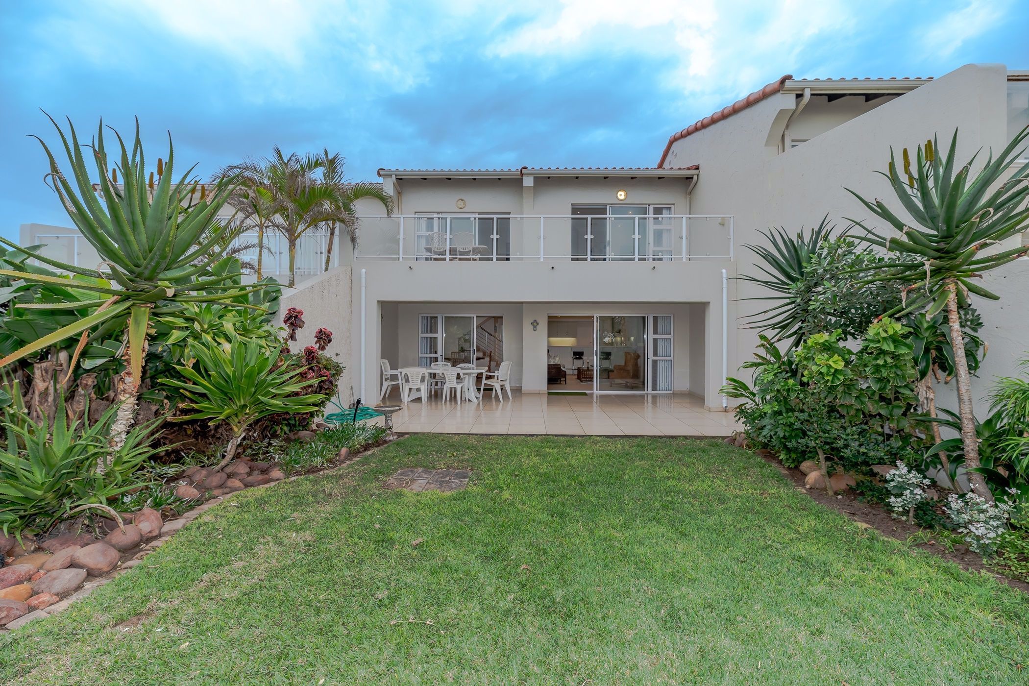 4 bedroom apartment for sale in uMhlanga Rocks