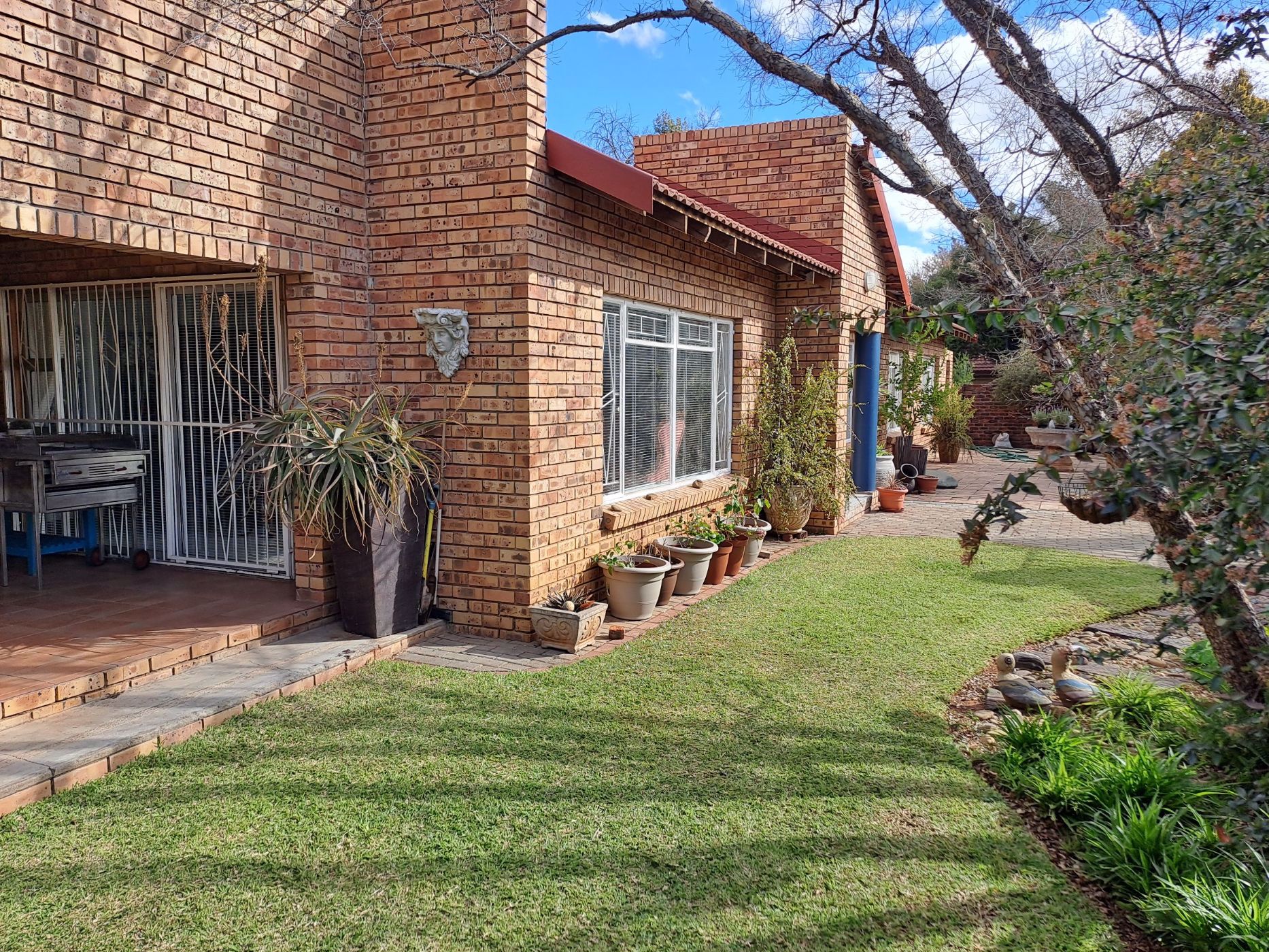 3 Bedroom House For Sale Monument Heights 1KJ1582162 Pam Golding