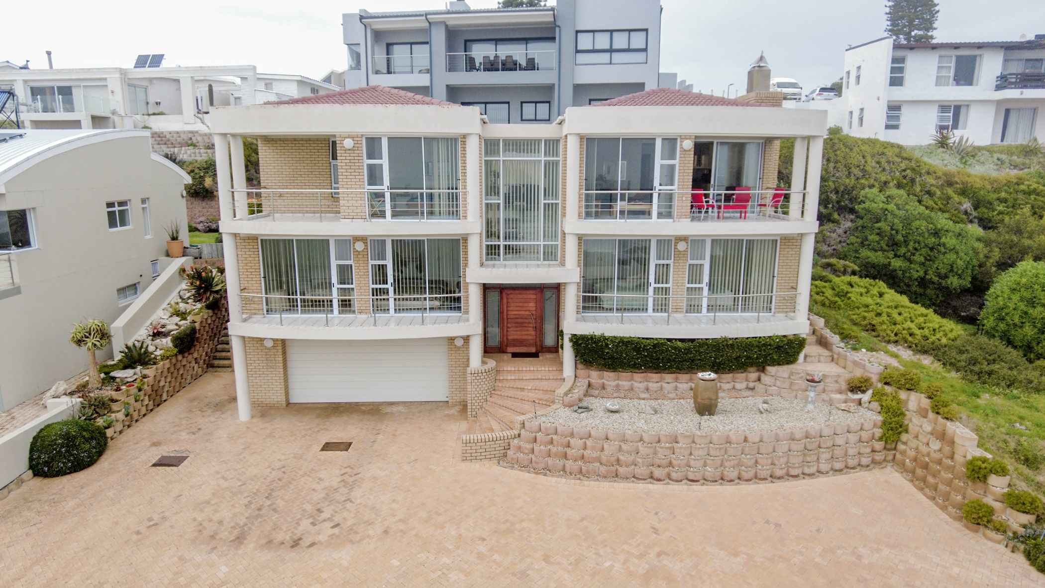 5 Bedroom House For Sale Yzerfontein LA1581936 Pam Golding Properties