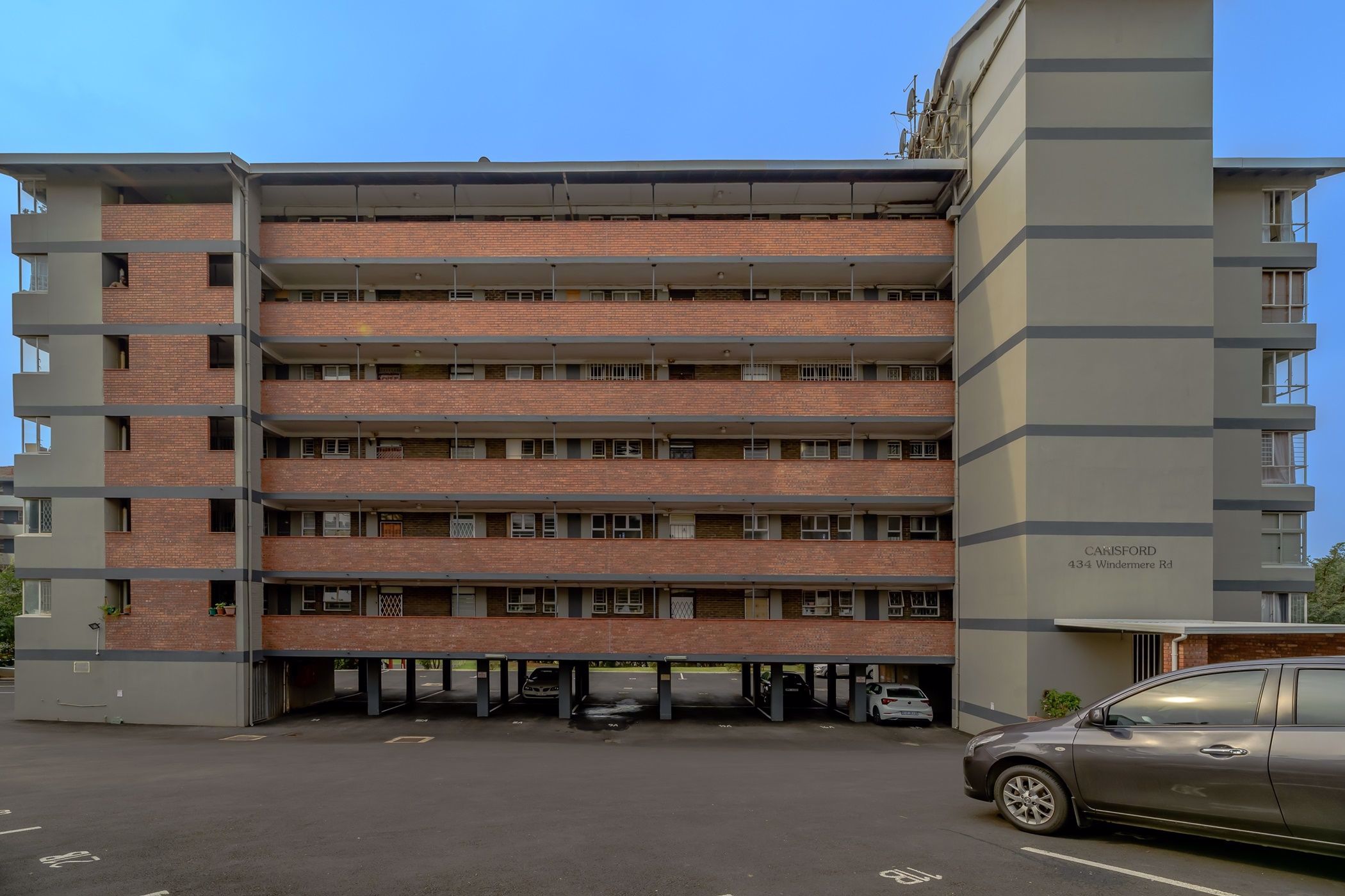 2 Bedroom Apartment For Sale Morningside (Durban) 1DA1578966 Pam