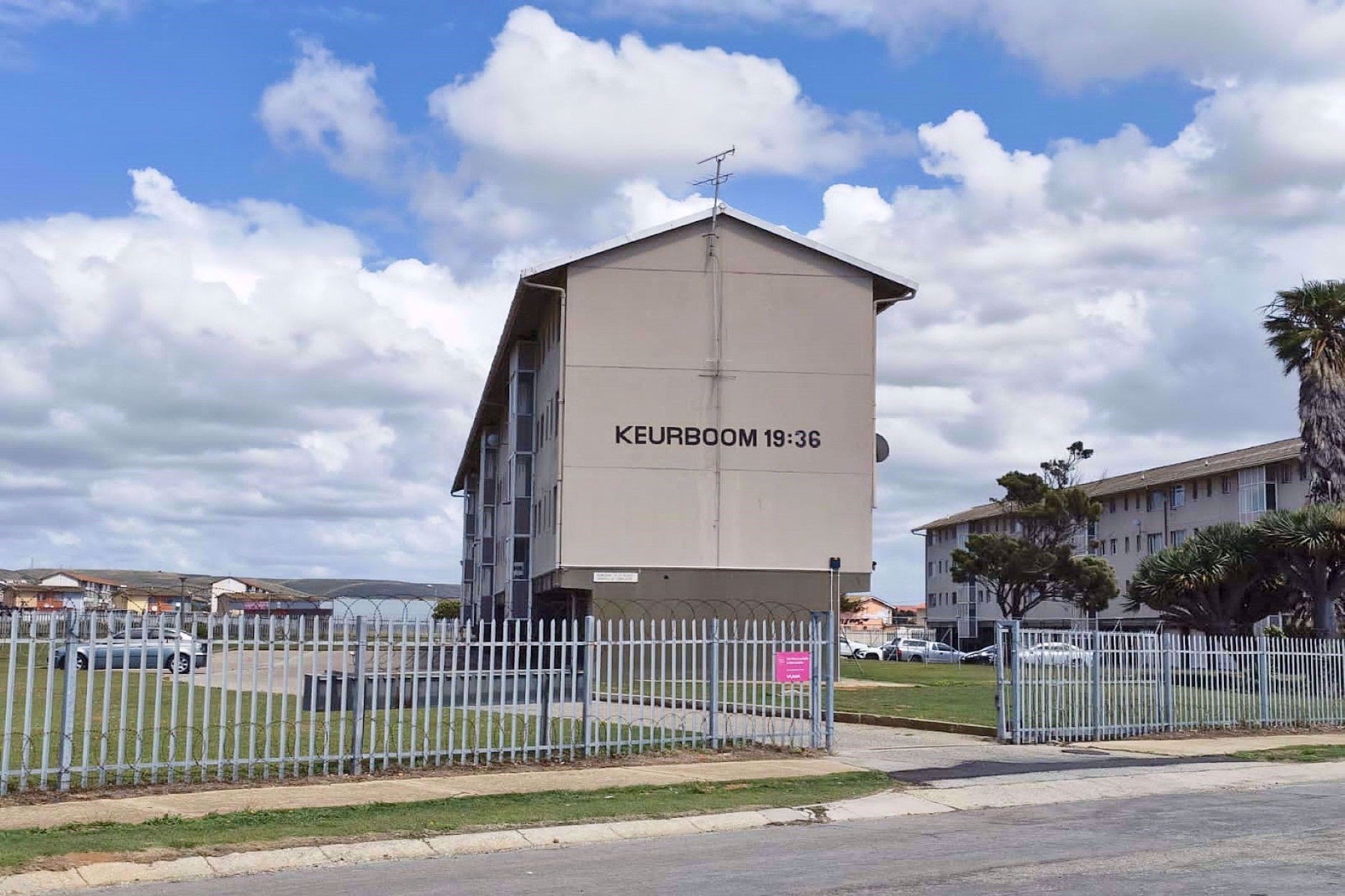 3 Bedroom Apartment For Sale Bank Assisted Sale by FNB Algoa Park