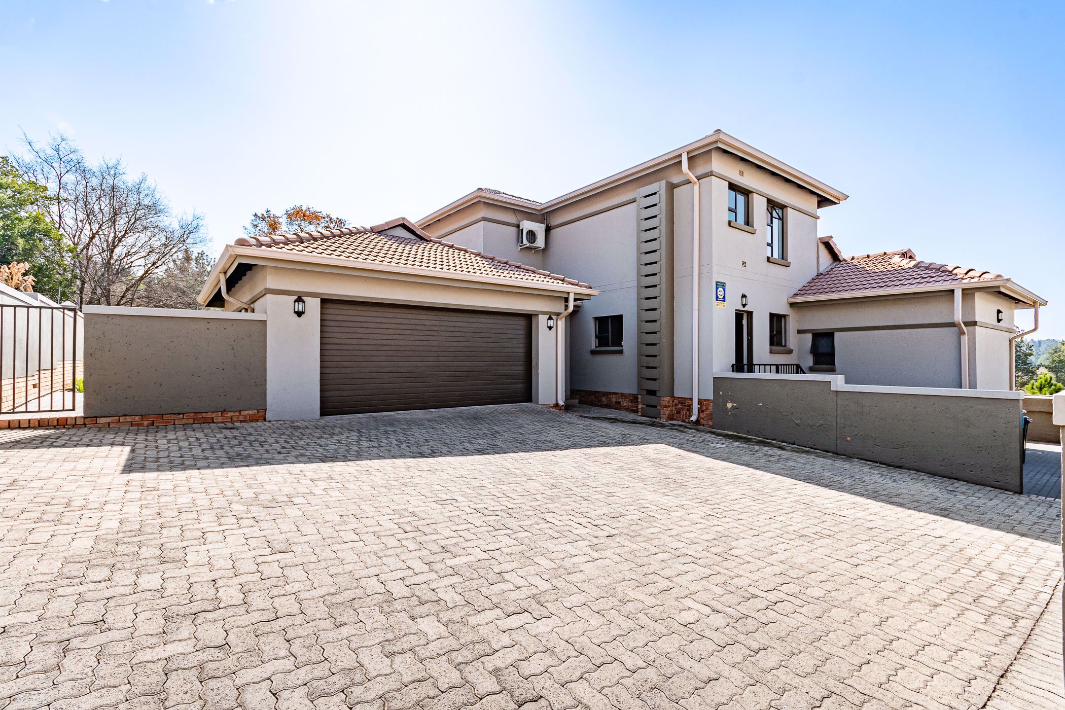 4 Bedroom Cluster House For Sale Ruimsig RAN1579301 Pam Golding