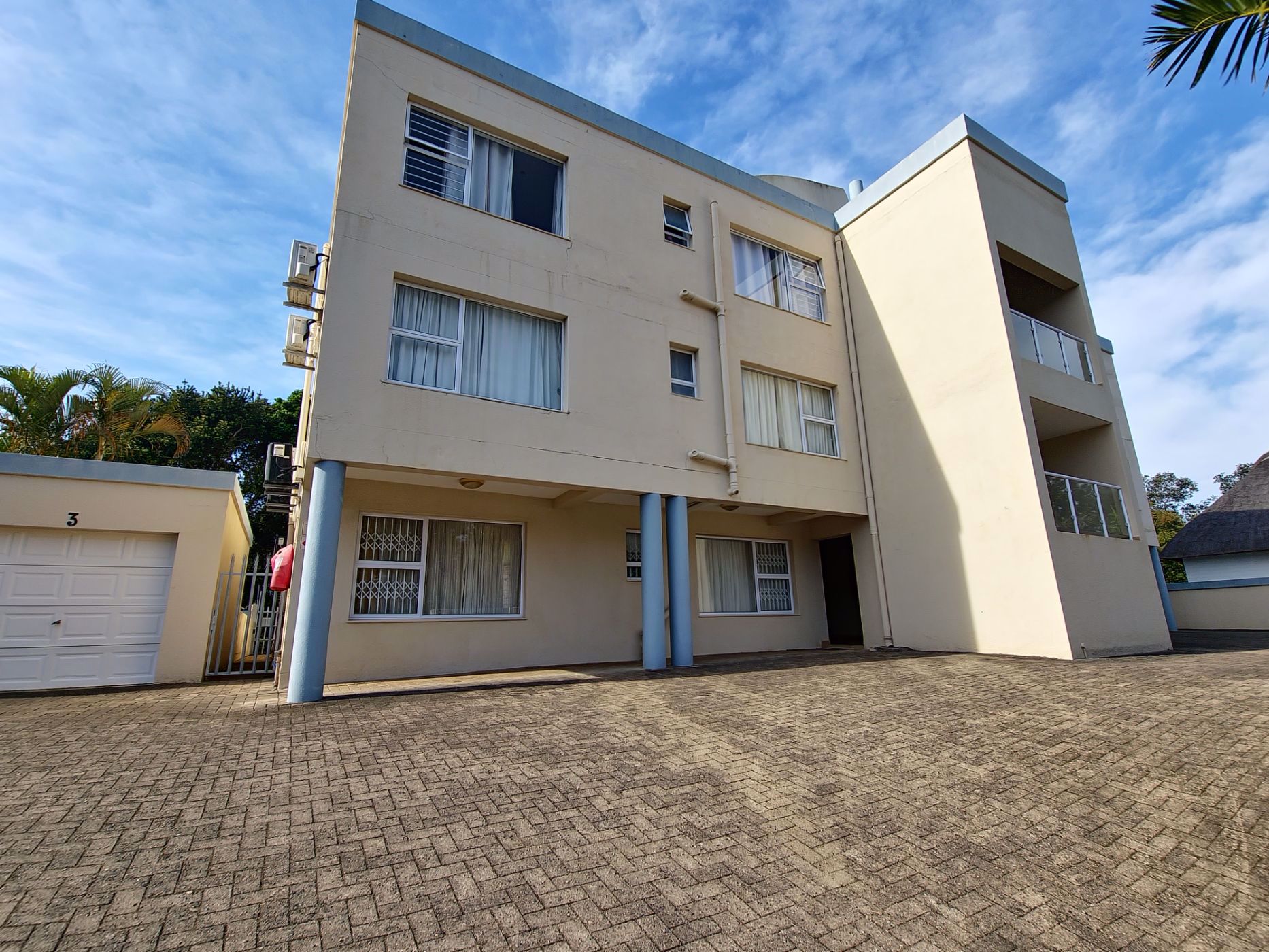 3 Bedroom Apartment For Sale Shelly Beach 1PX1580418 Pam Golding