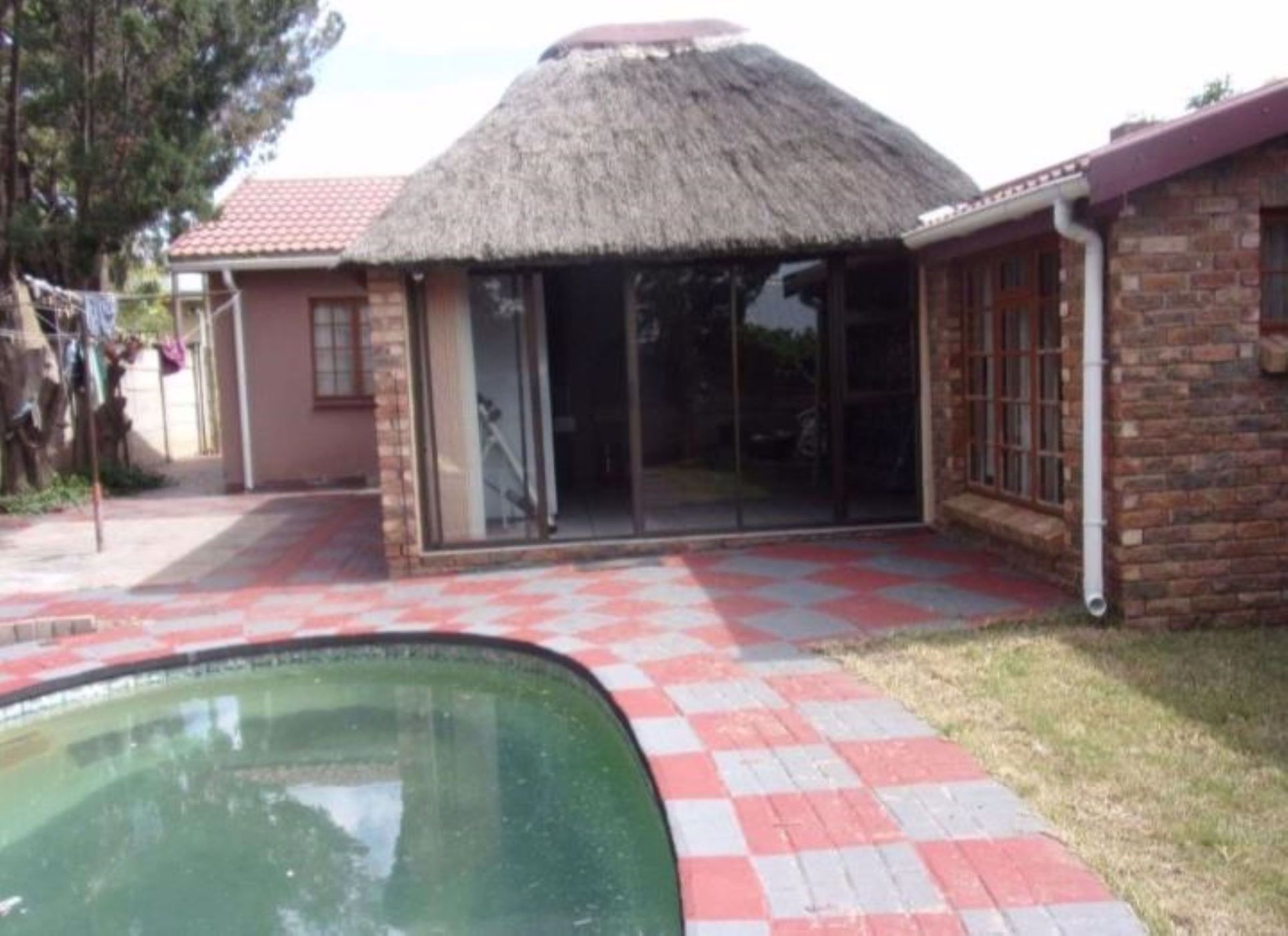 3 Bedroom House For Sale Queenstown 1MH1580588 Pam Golding Properties