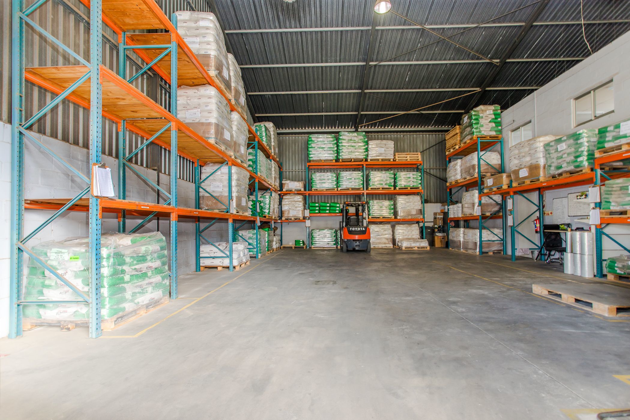 858 m2 Commercial Industrial Property For Sale Wellington TK1584994