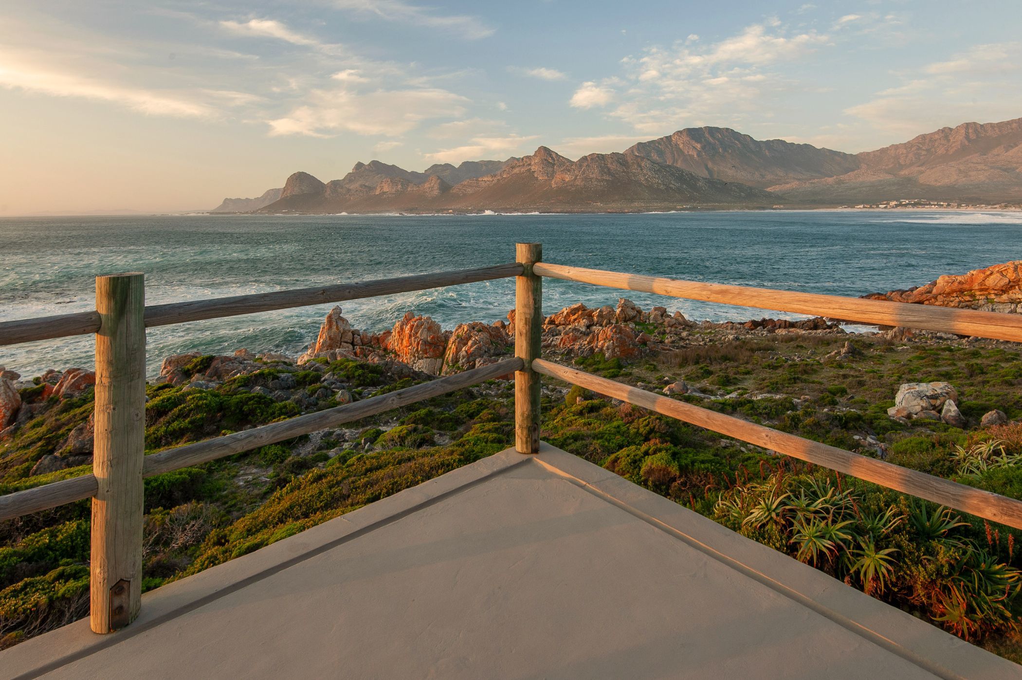 5 Bedroom Doublestorey House For Sale Pringle Bay KN1582823 Pam