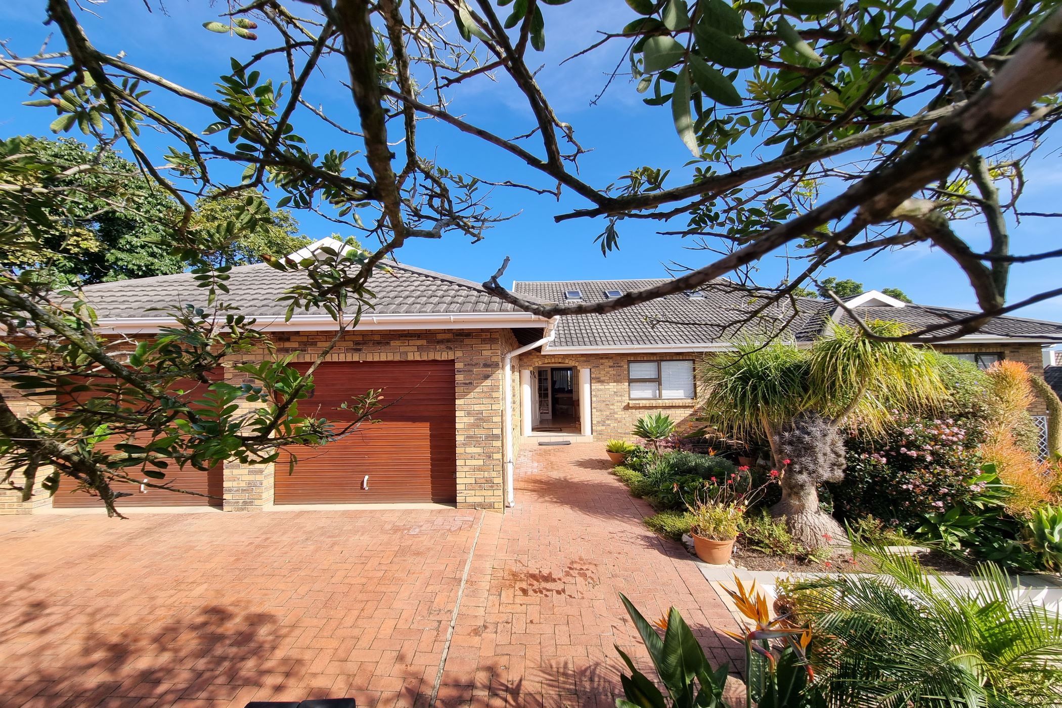 3 Bedroom House For Sale Knysna Heights 1KG1581605 Pam Golding