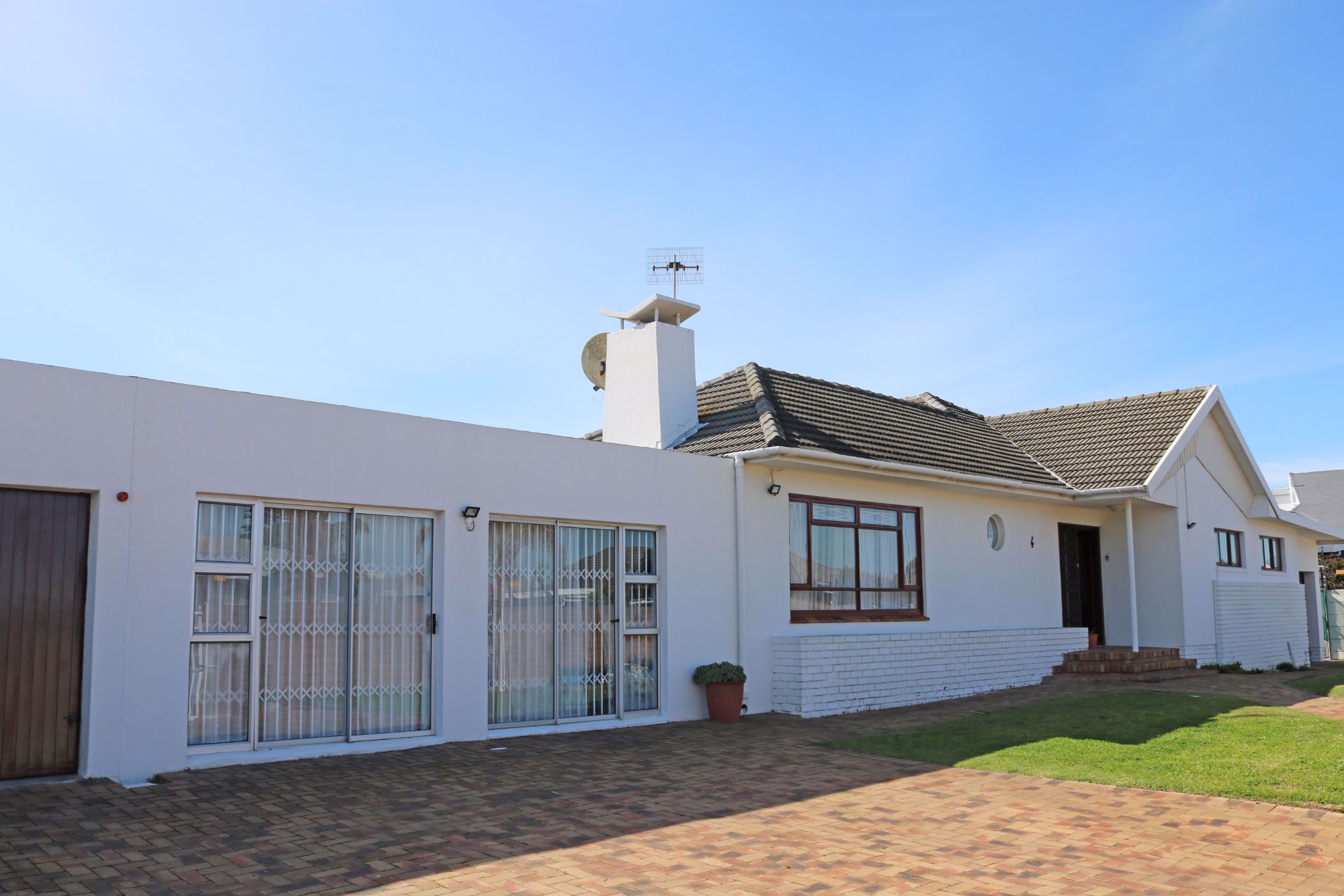 3 Bedroom House For Sale Milnerton 1TV1580882 Pam Golding Properties