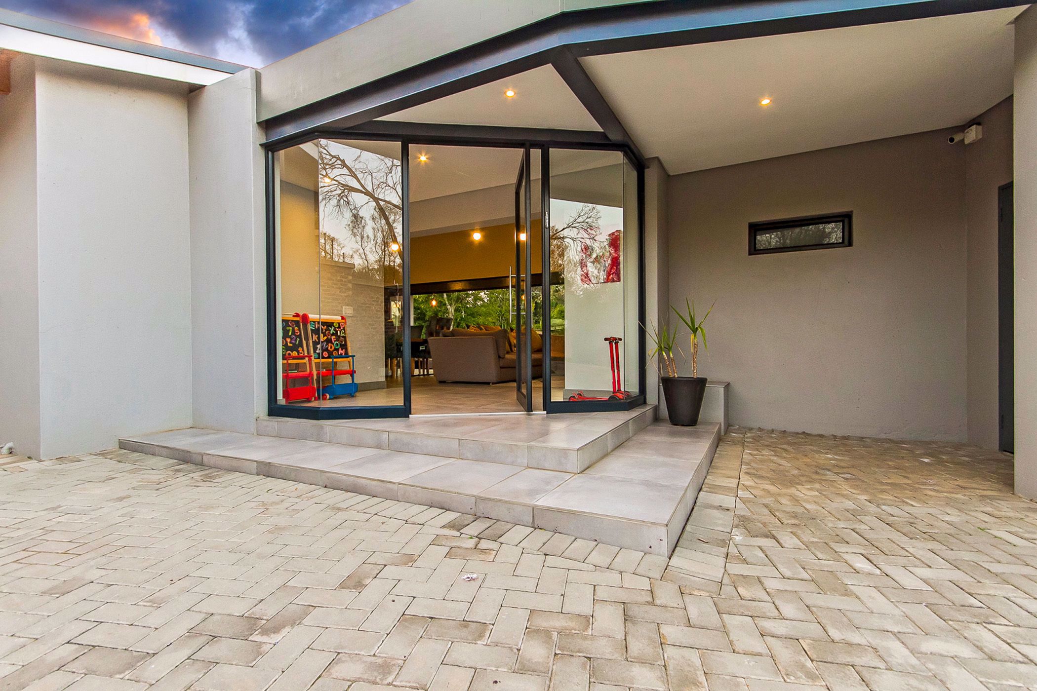 3 Bedroom House For Sale Abbotsford (Johannesburg) HP1582126 Pam