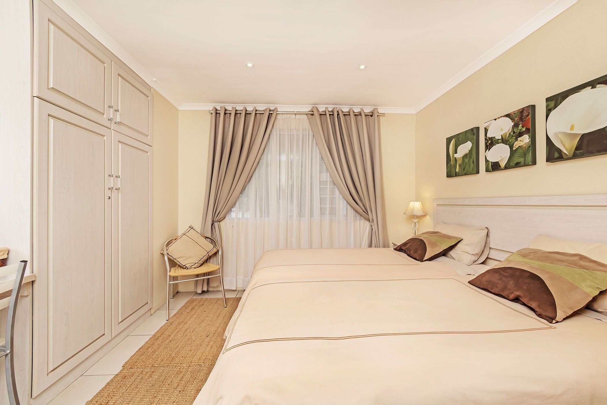 7 Bedroom Doublestorey House For Sale Valmary Park DBV1509252