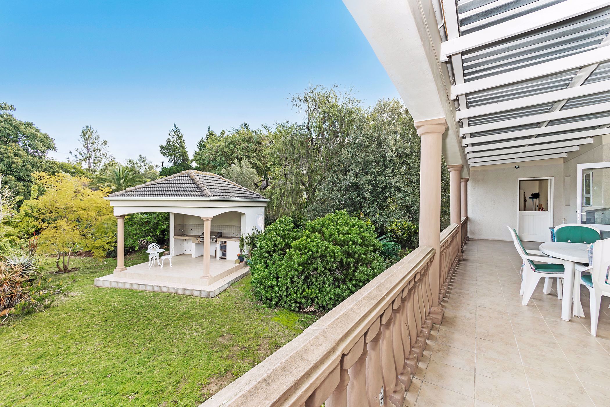 7 Bedroom Doublestorey House For Sale Valmary Park DBV1509252