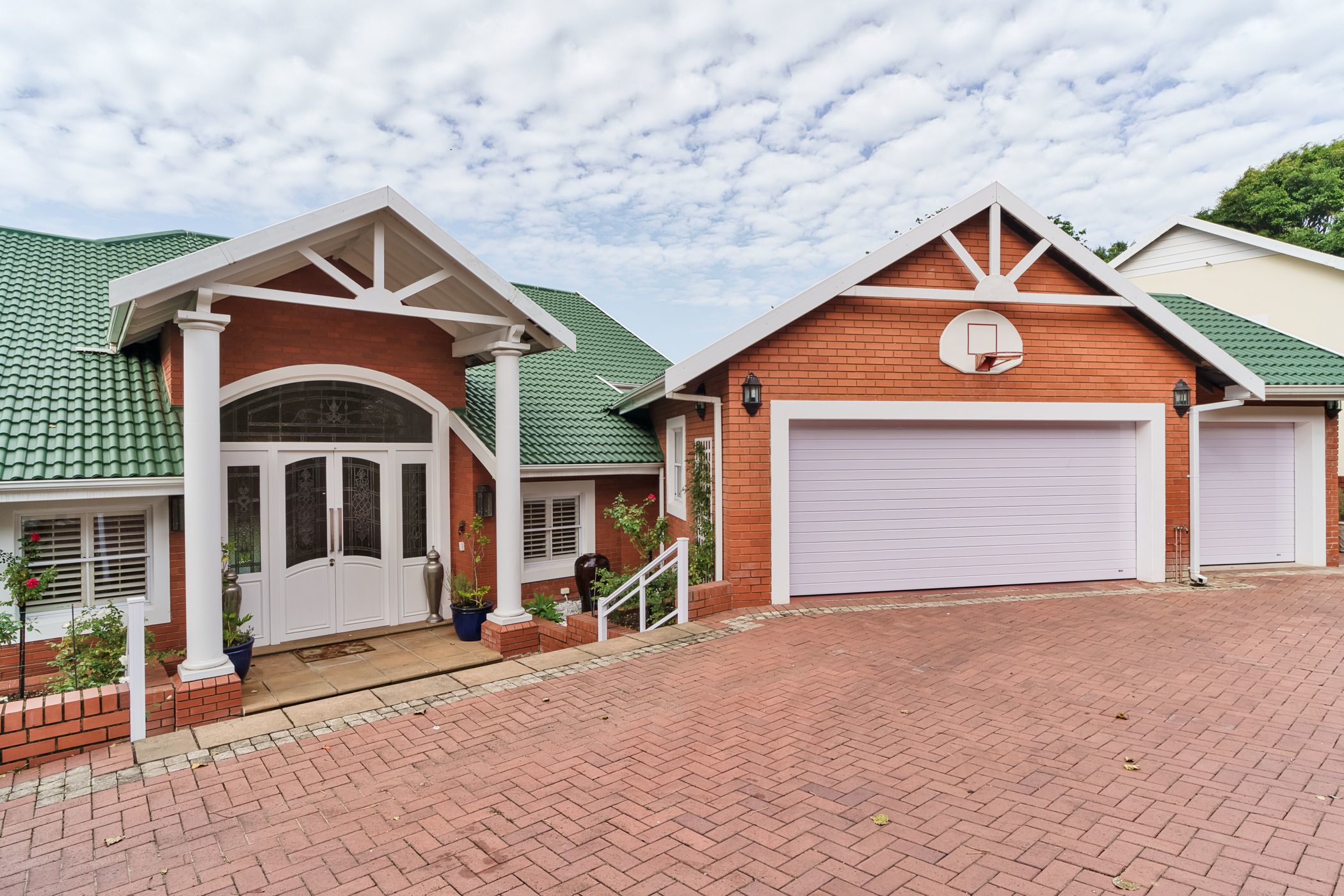 3 Bedroom House For Sale Mount Country Estate 1MT1584570