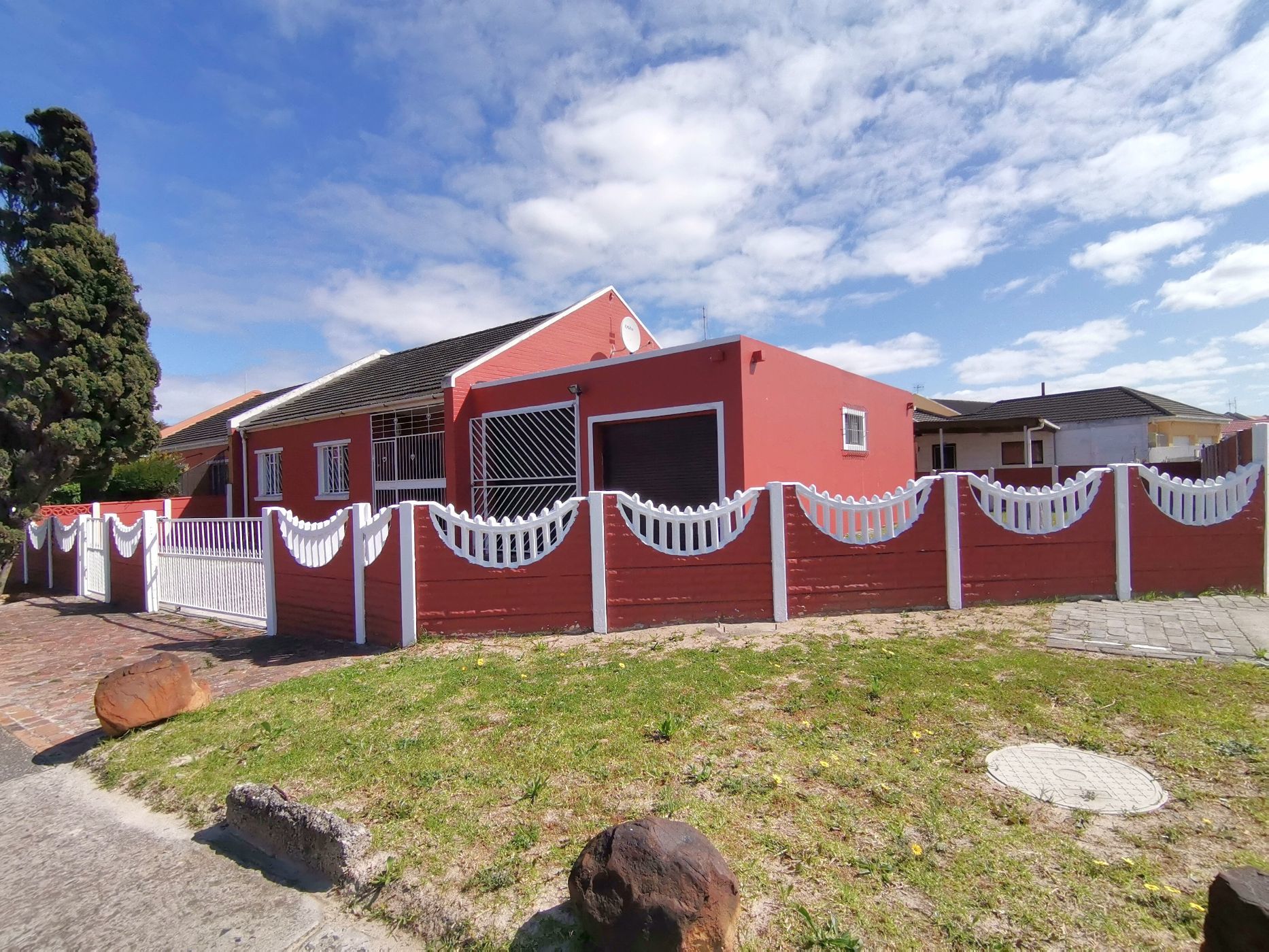 3 Bedroom House For Sale Westridge (Mitchells Plain) 1MN1585169