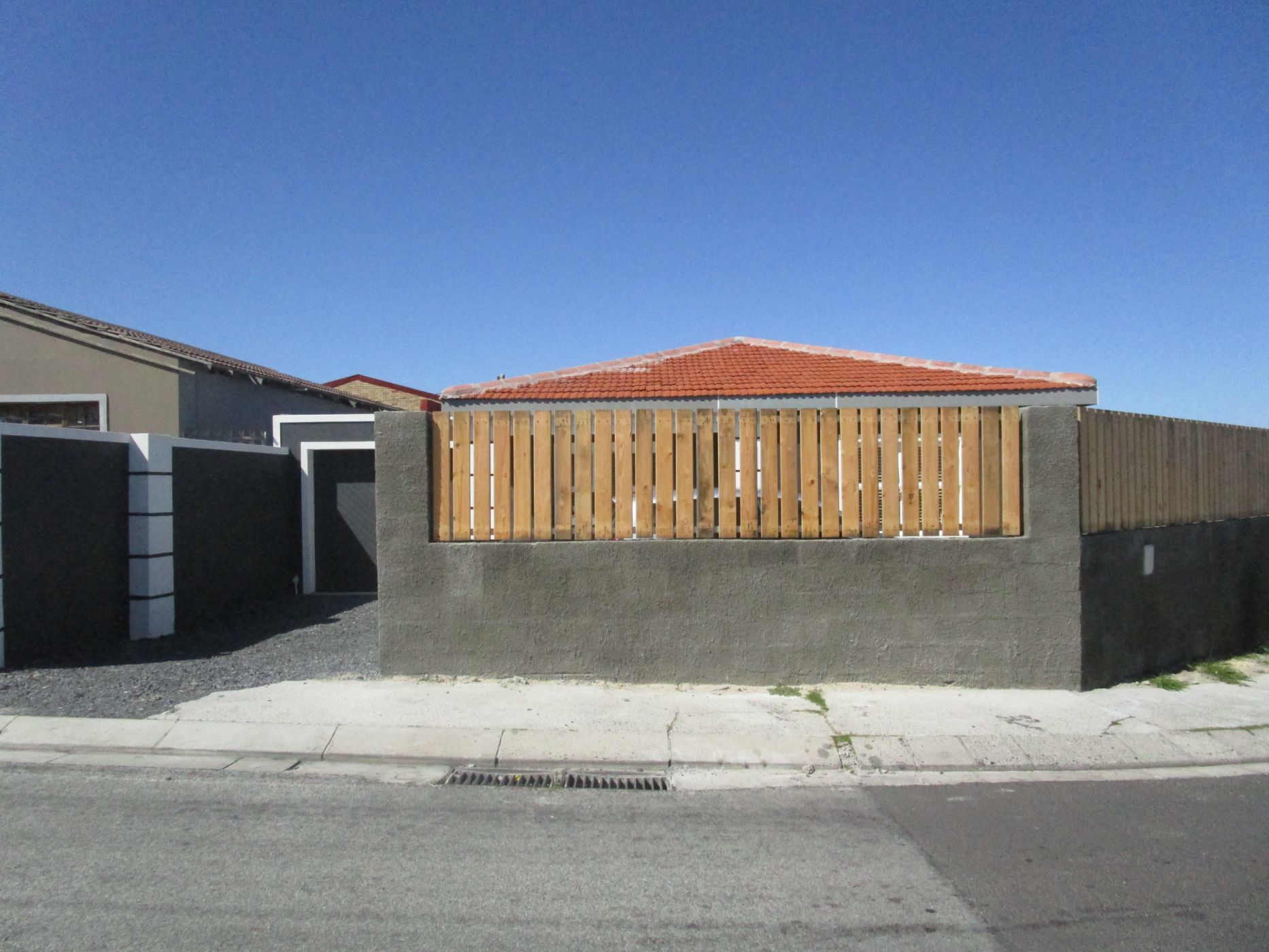 3 bedroom house for sale in Bayview (Strandfontein)